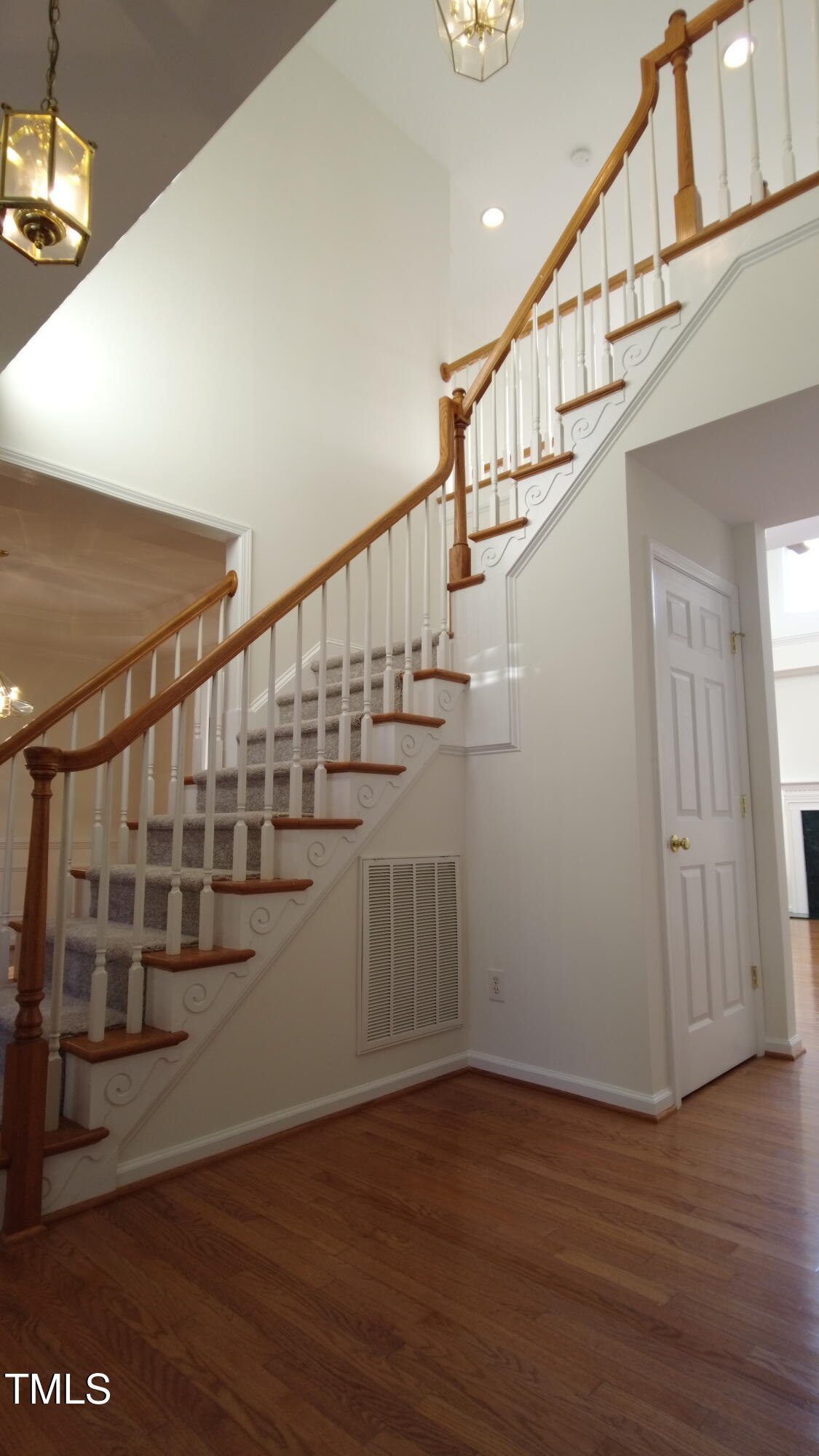 1905 Housatonic Court