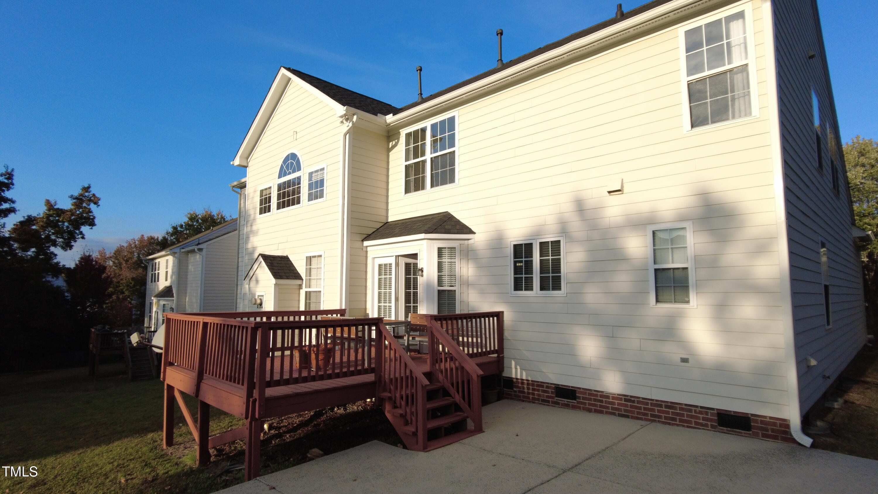 1905 Housatonic Court