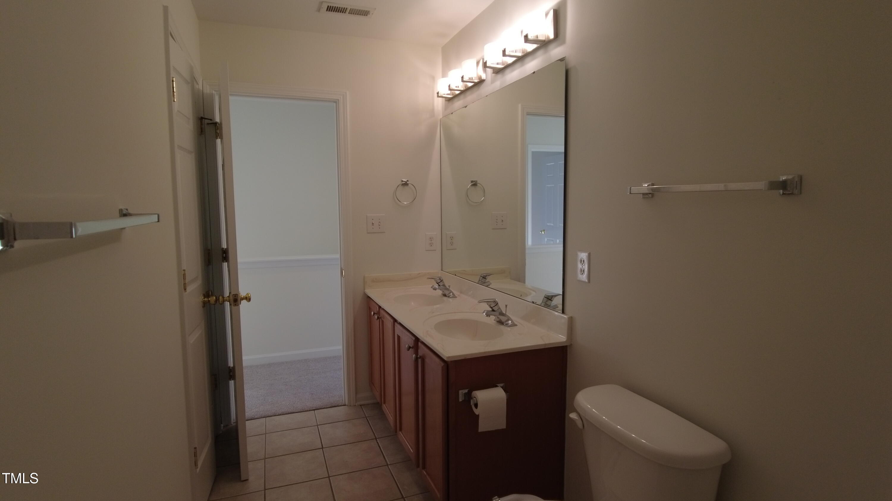 1905 Housatonic Court