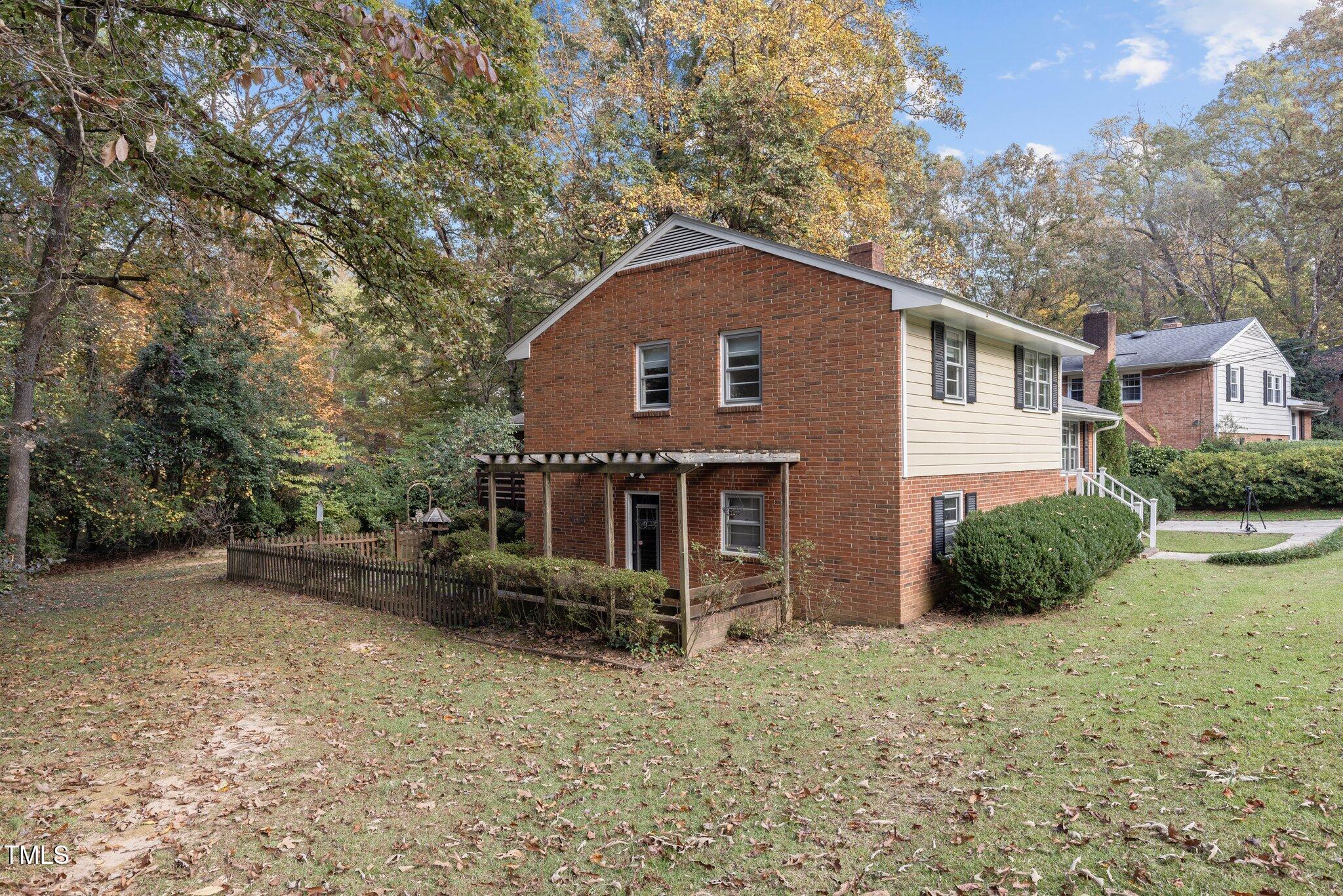 3144 Ward Road