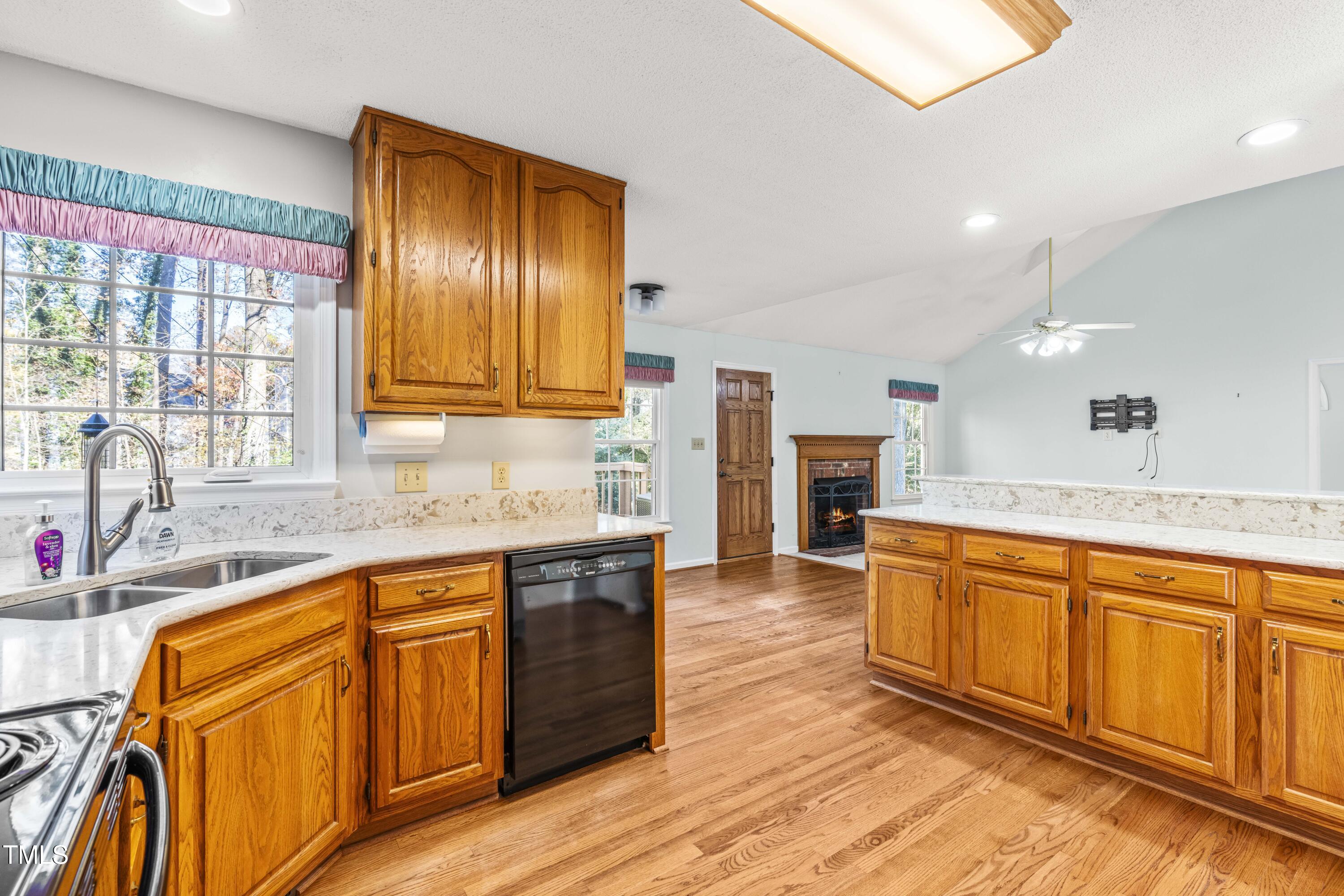 2208 Shady Birch Lane