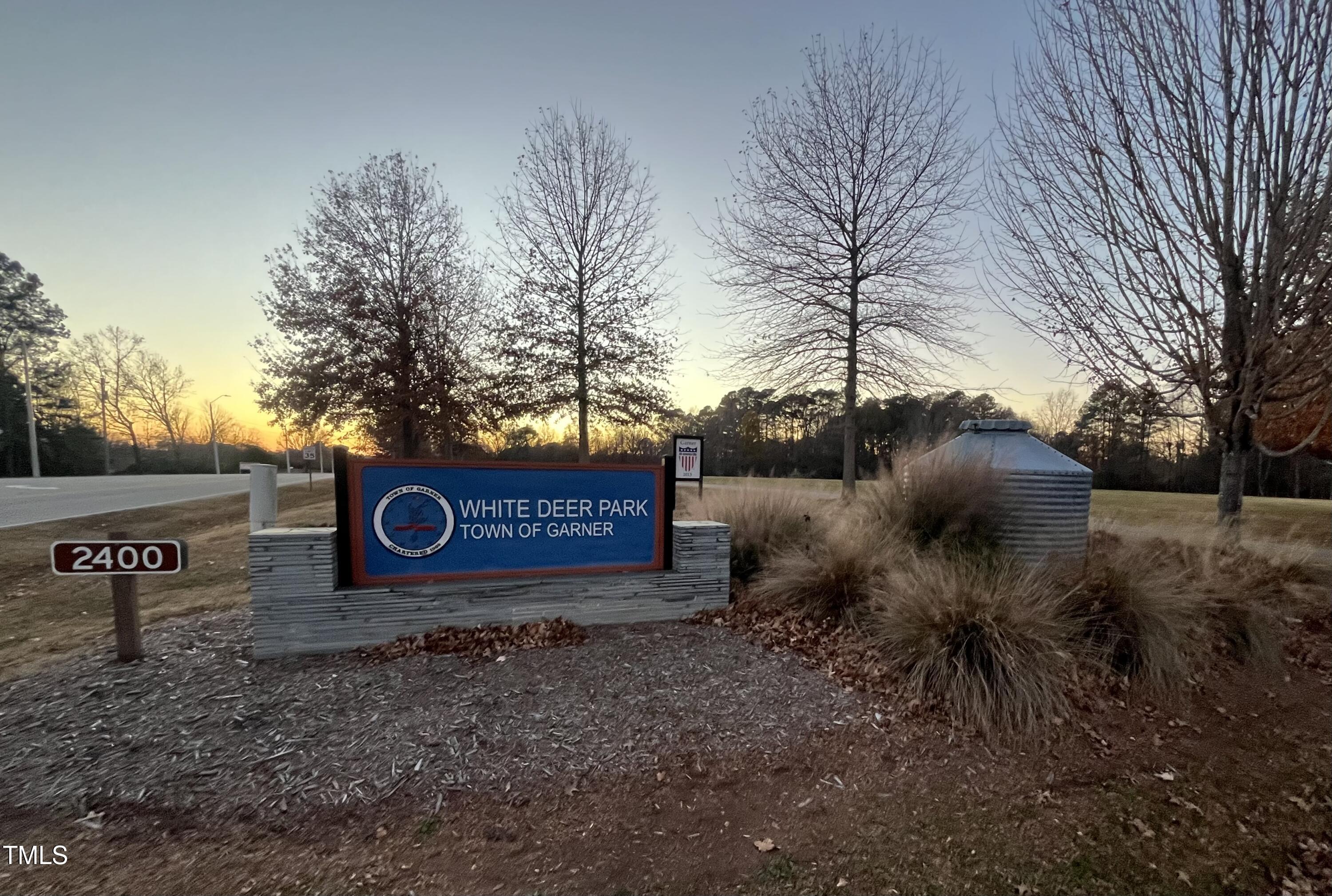 2208 Shady Birch Lane