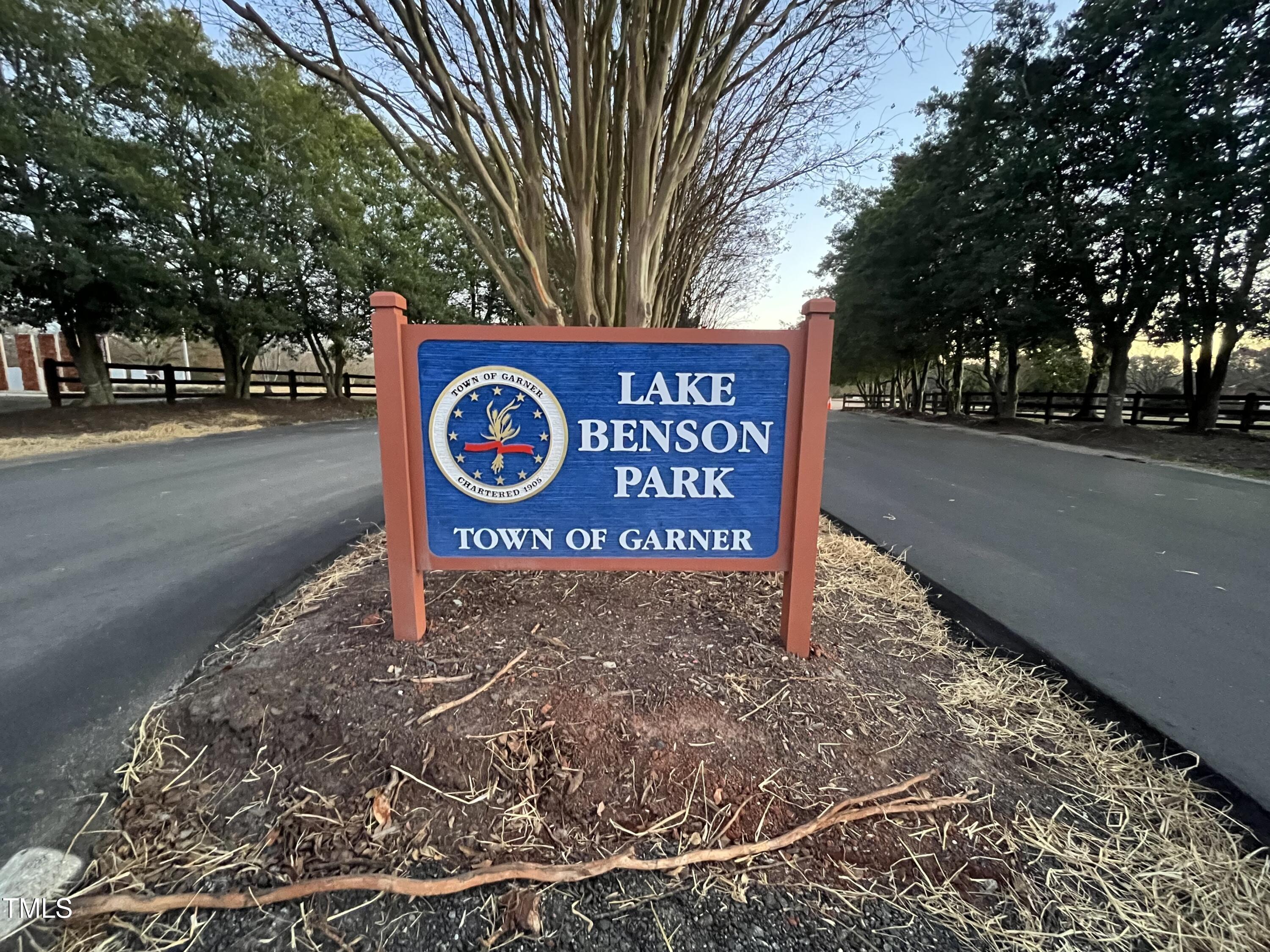 2208 Shady Birch Lane