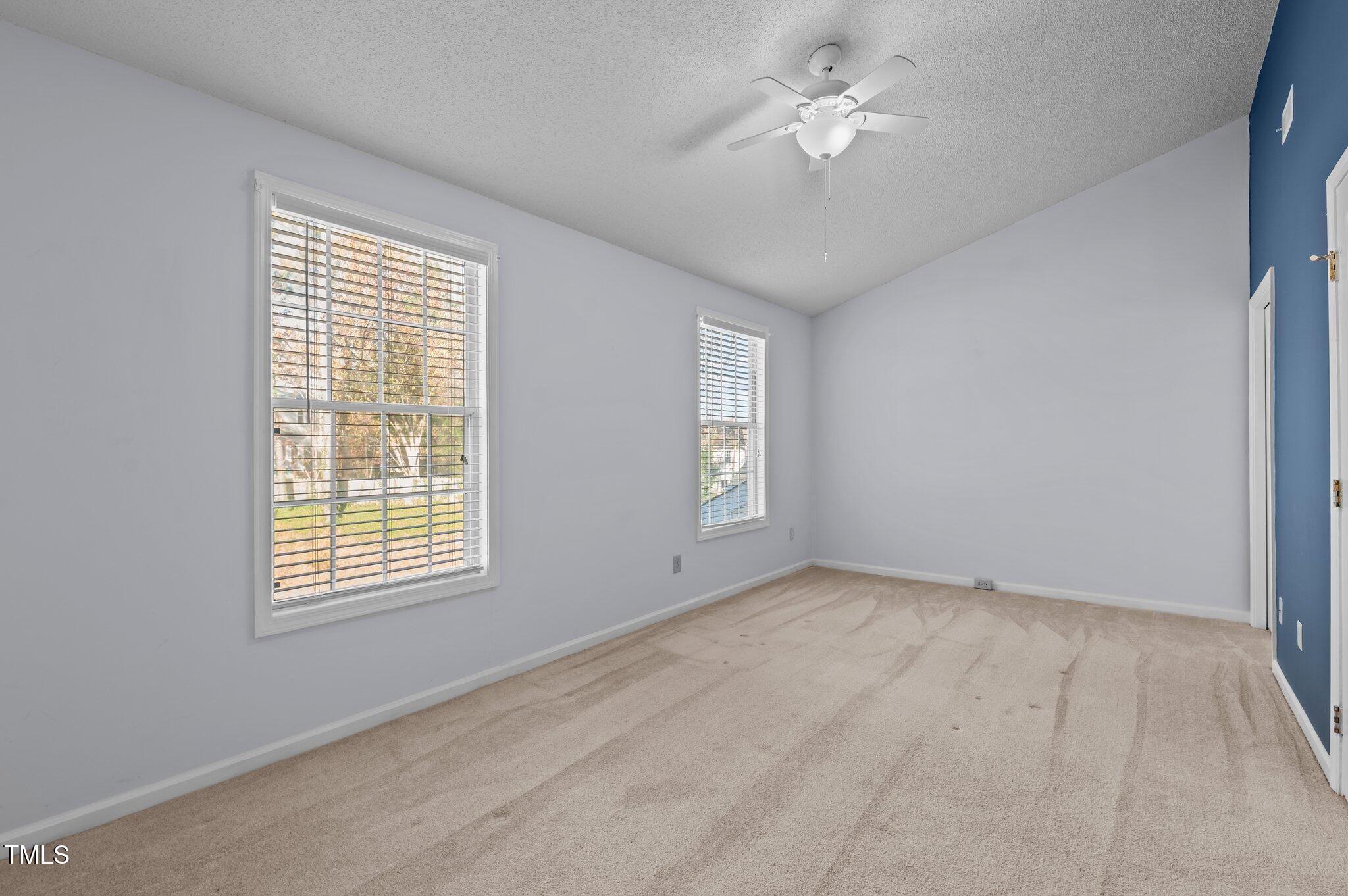 120 Riverwalk Circle