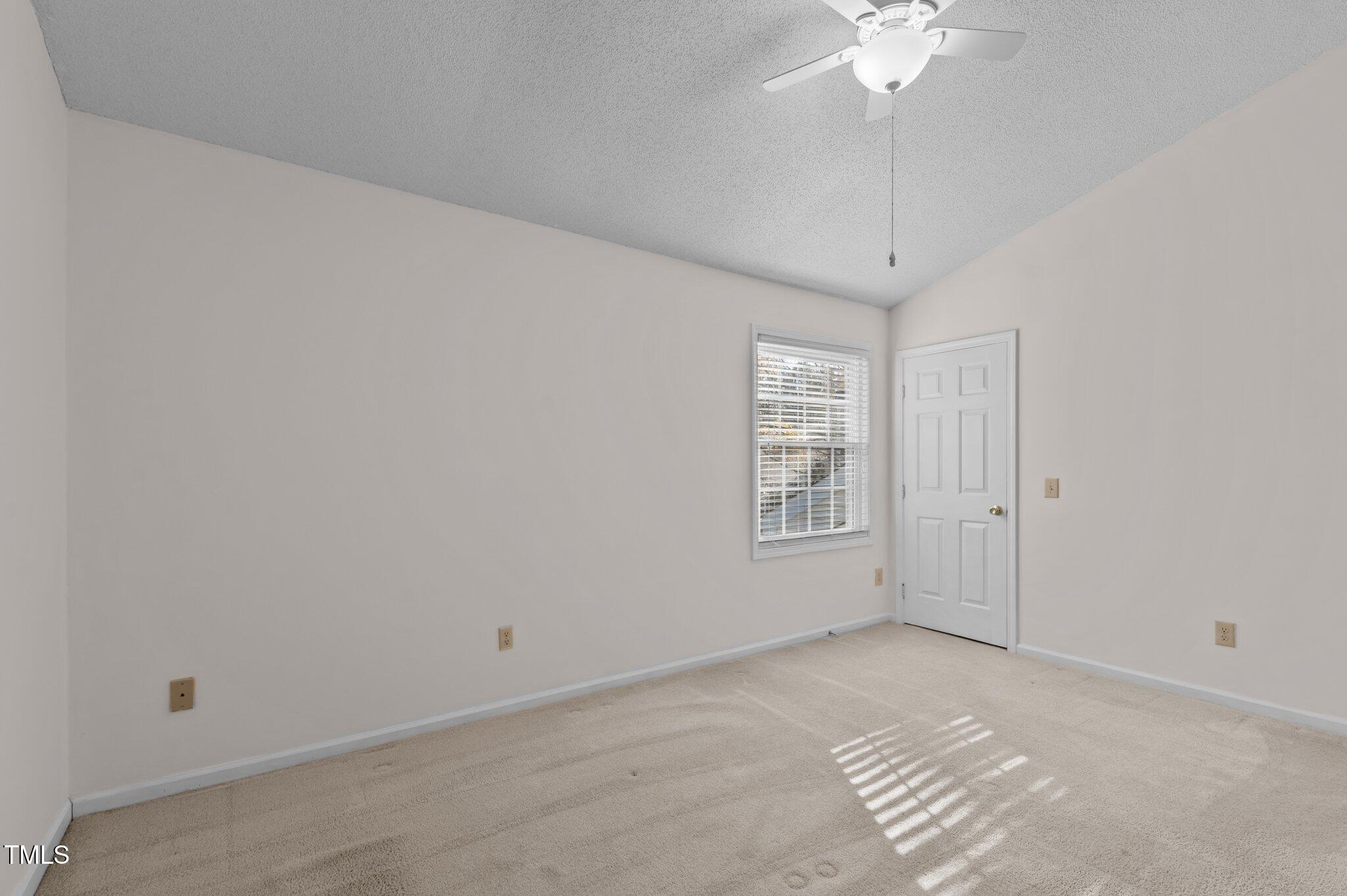 120 Riverwalk Circle