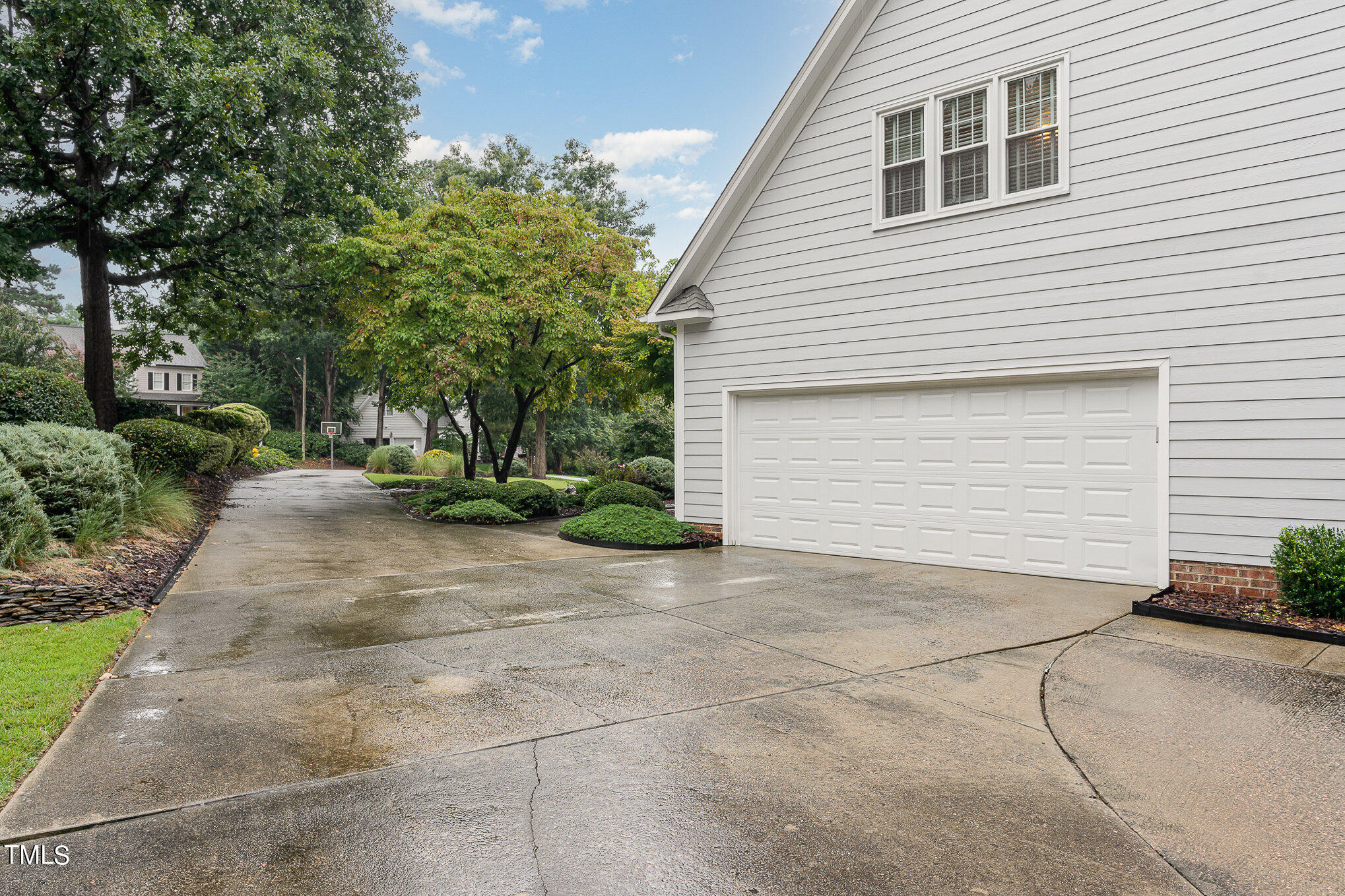 2719 Amstel Way