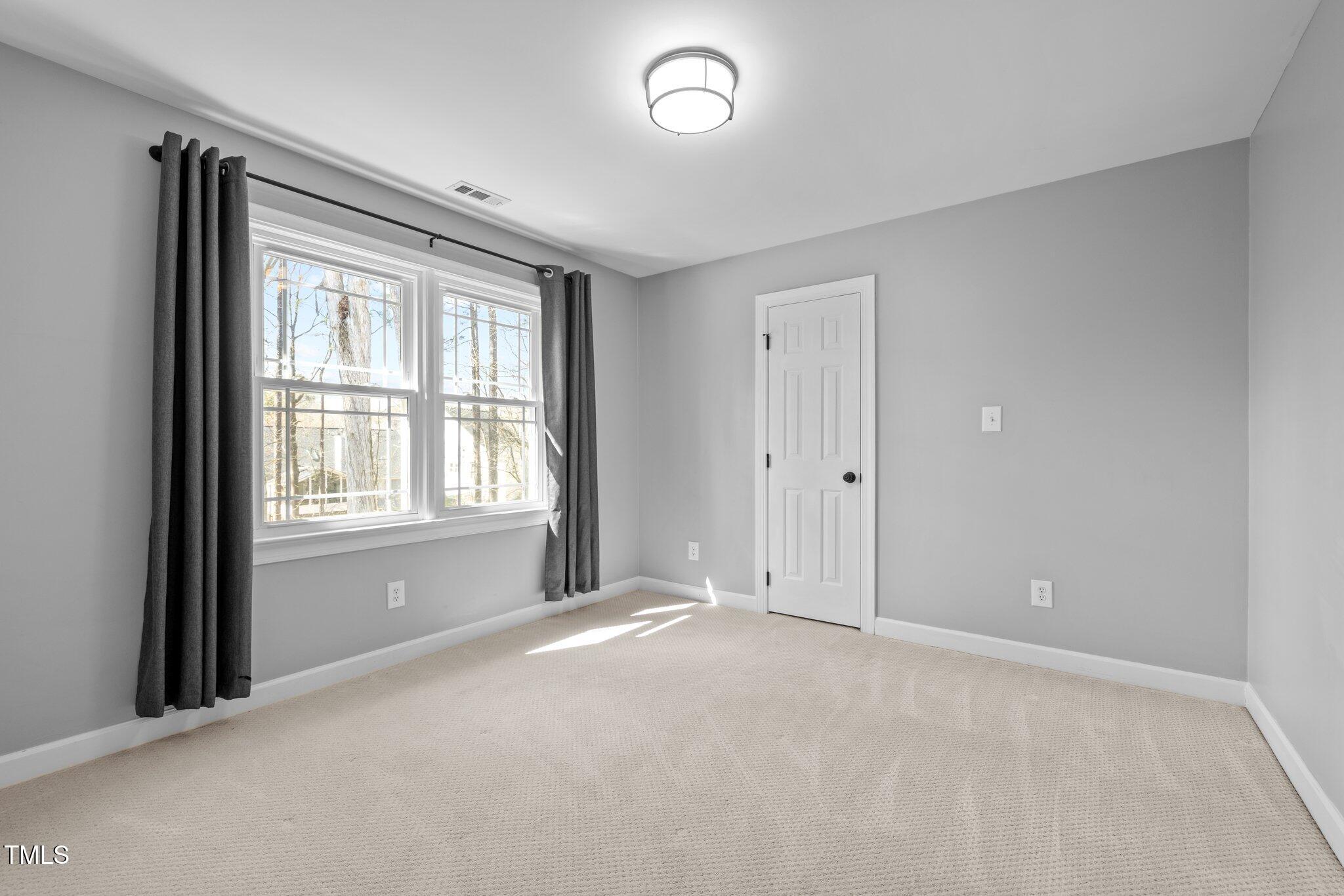112 Huntsmoor Lane