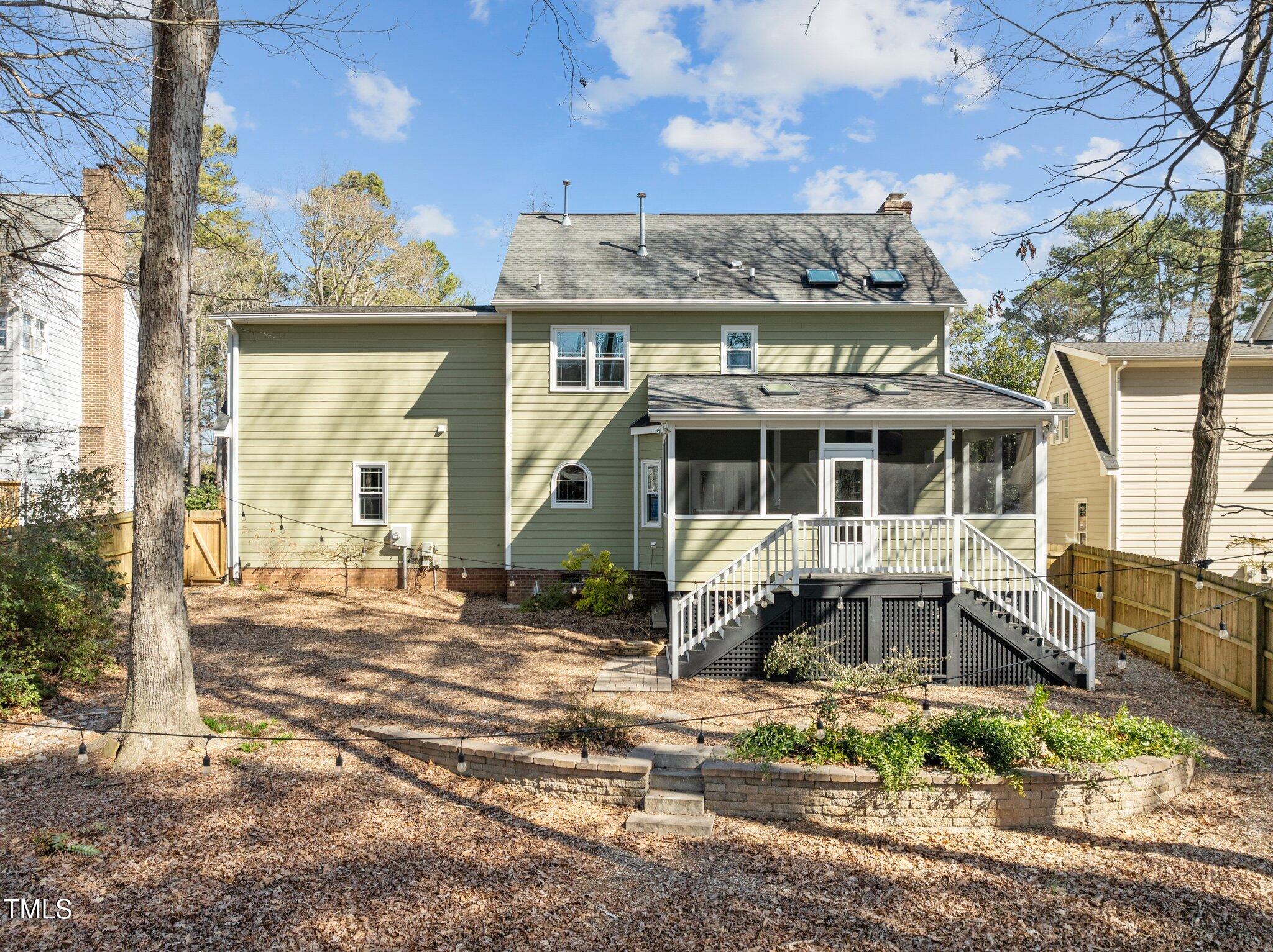 112 Huntsmoor Lane