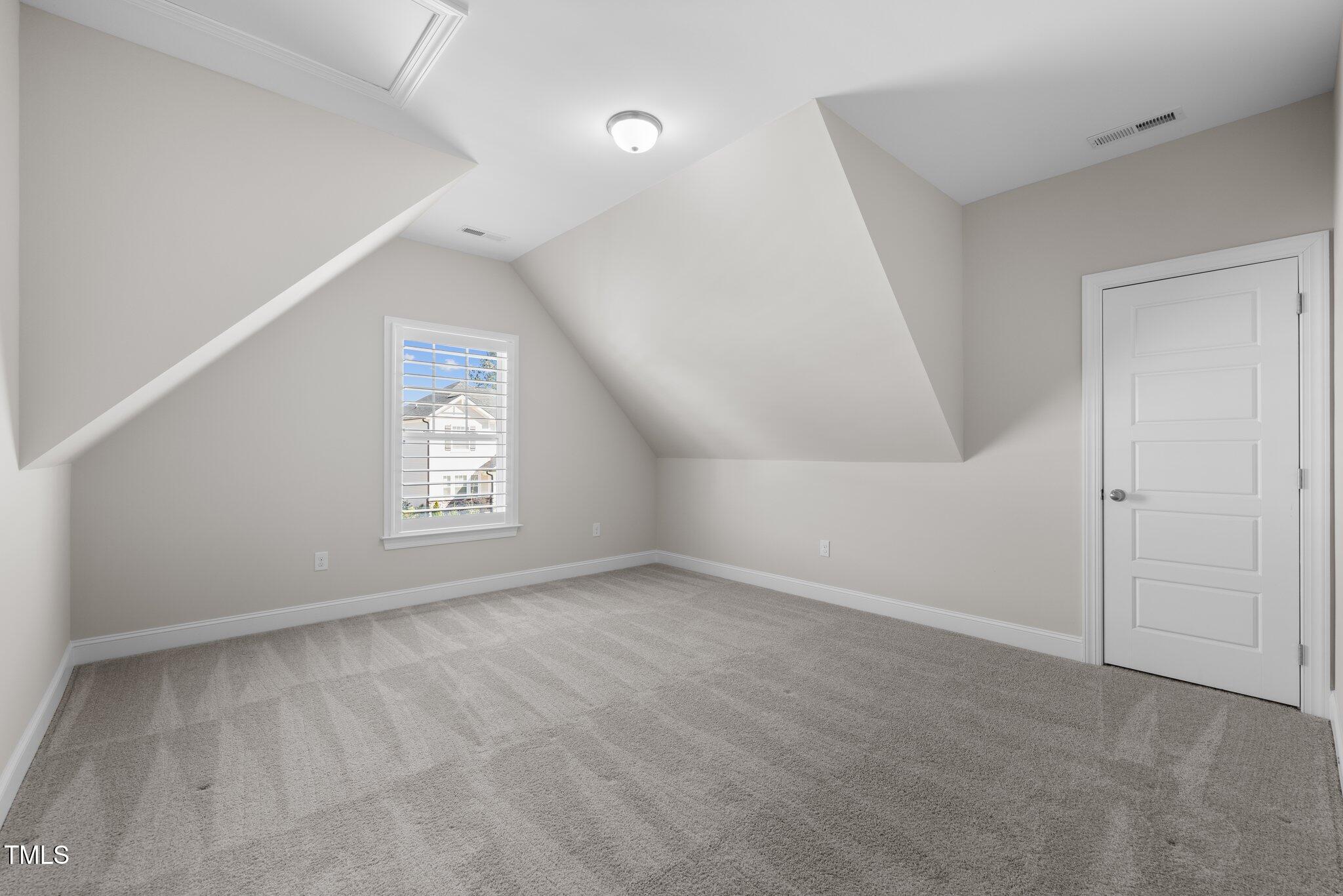 1013 Manchaca Loop