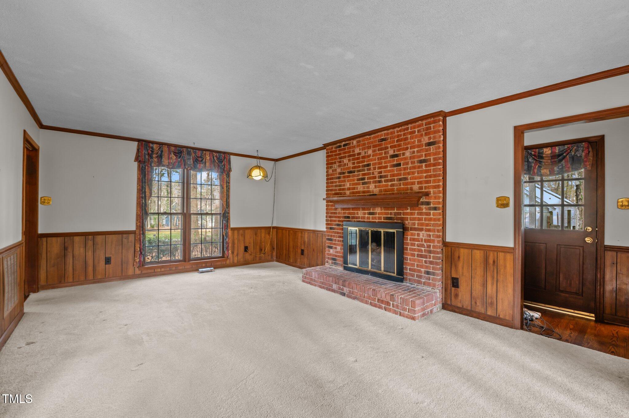 8404 Sleepy Creek Drive