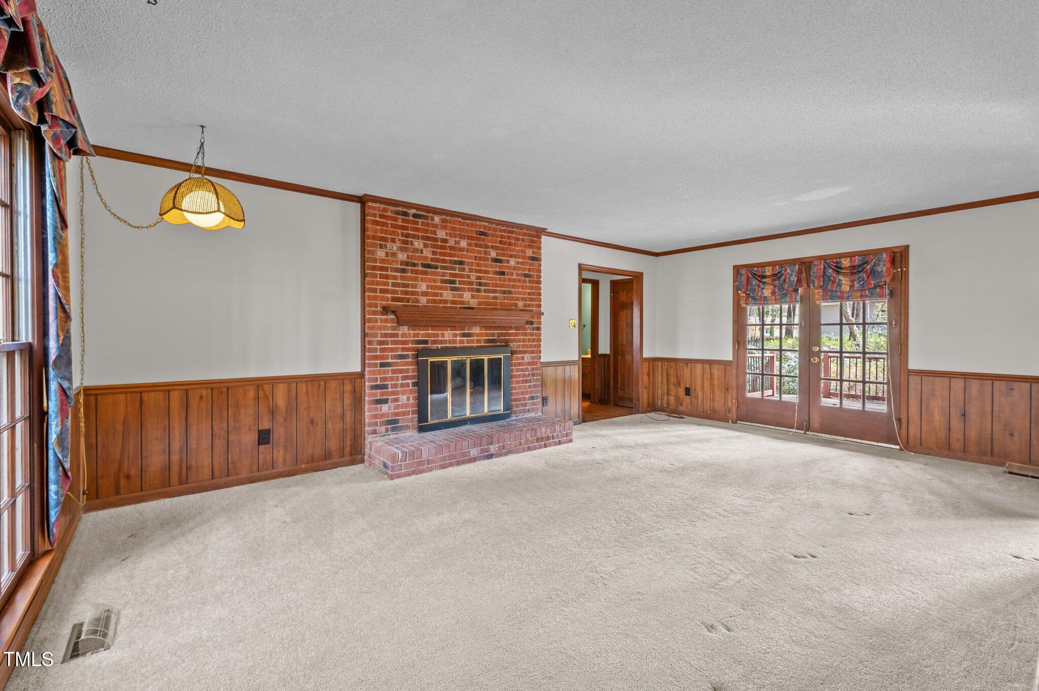 8404 Sleepy Creek Drive