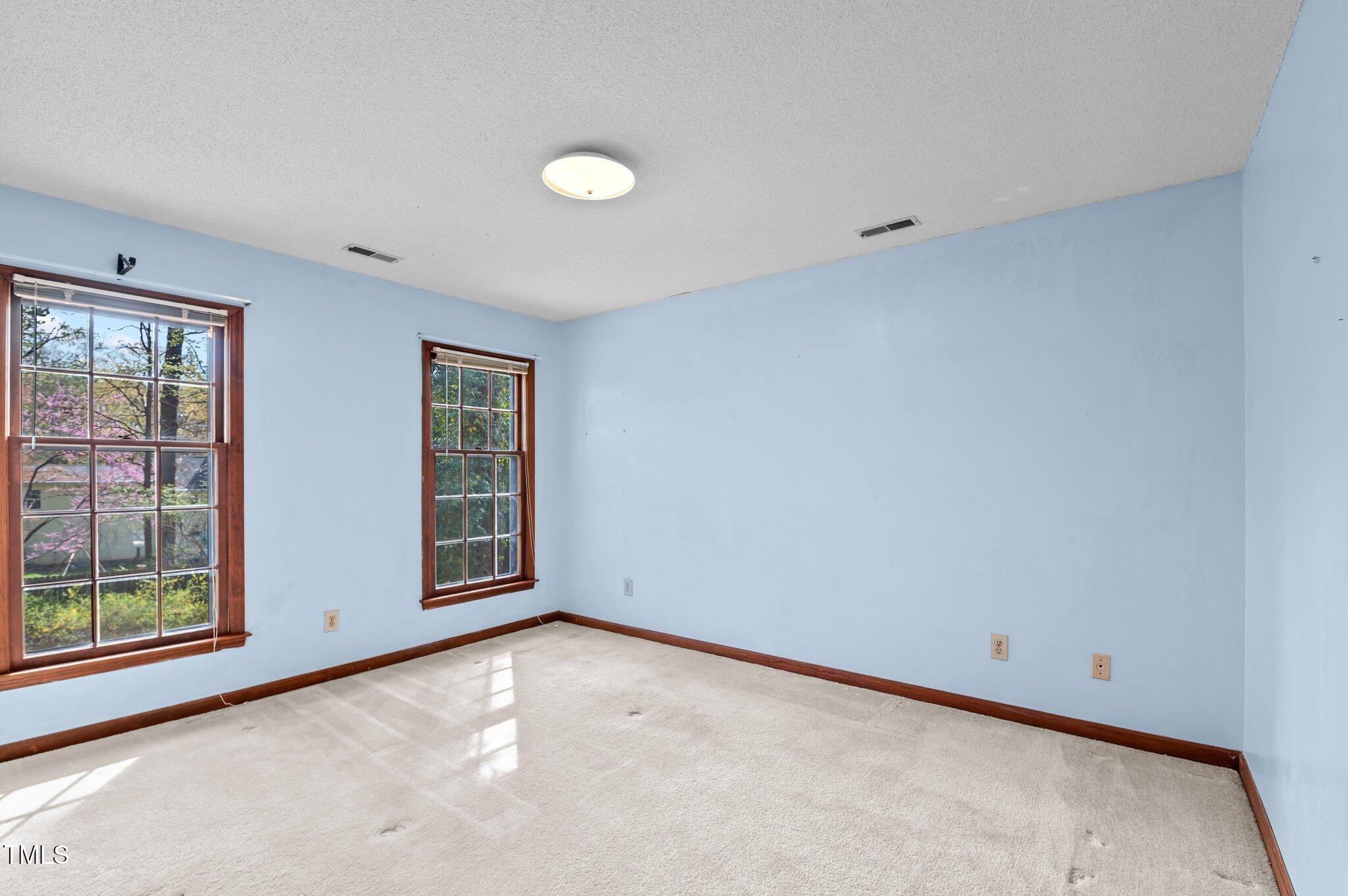 8404 Sleepy Creek Drive