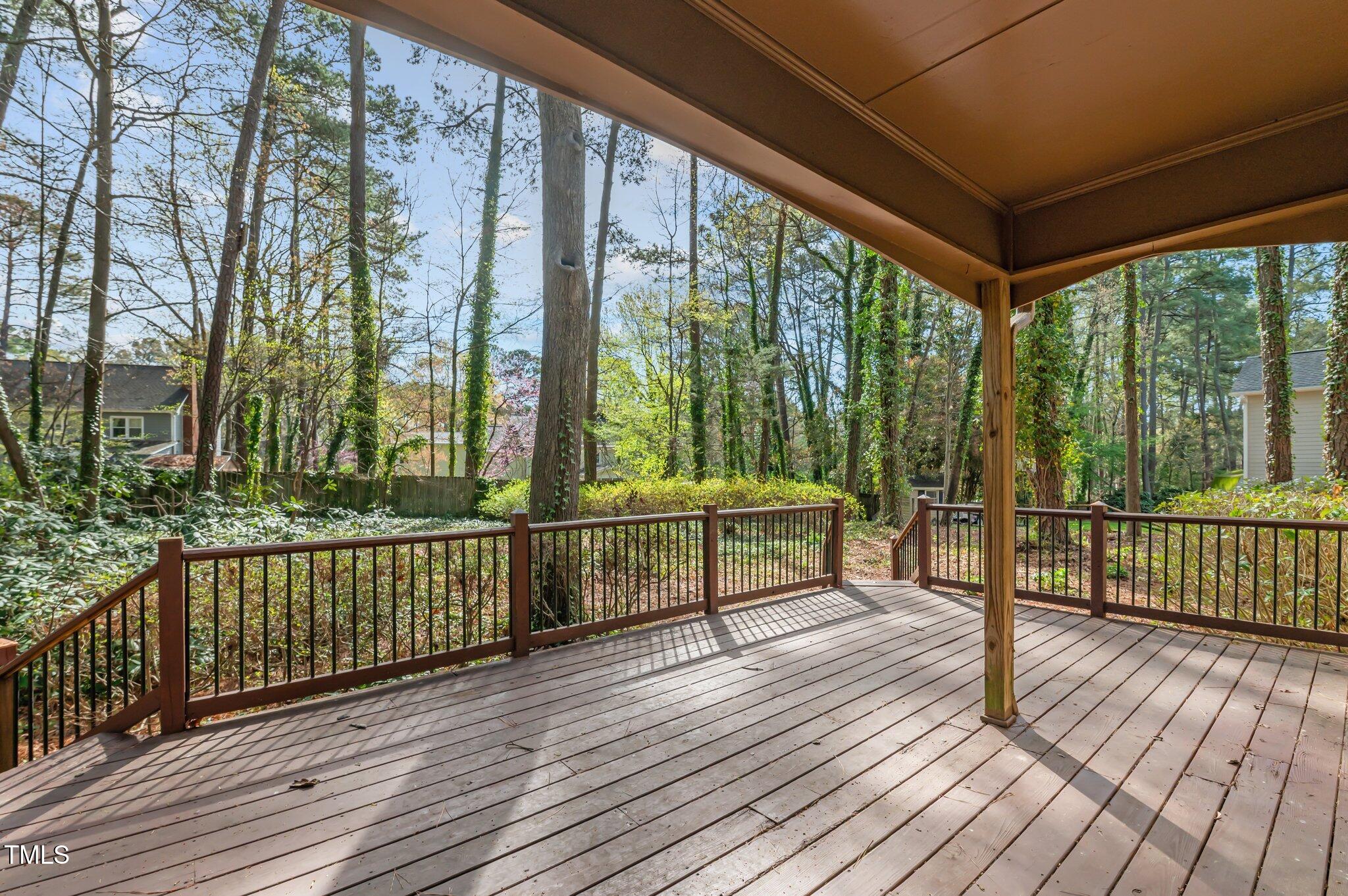 8404 Sleepy Creek Drive