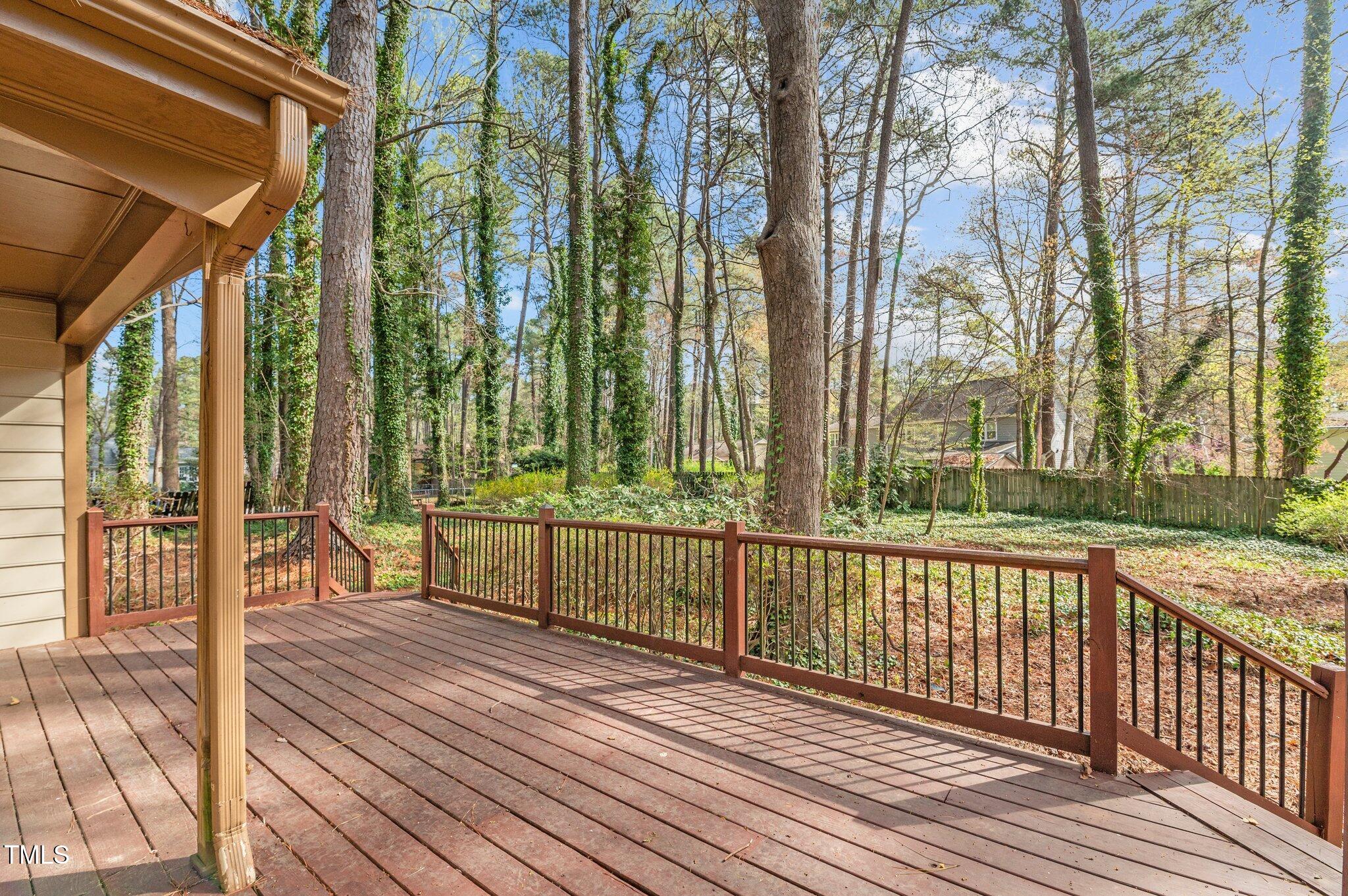 8404 Sleepy Creek Drive