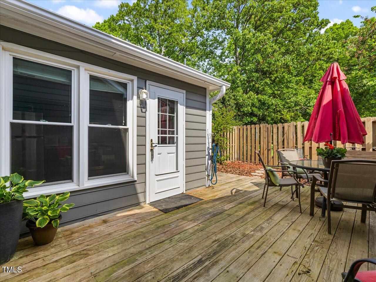6718 Twin Tree Court