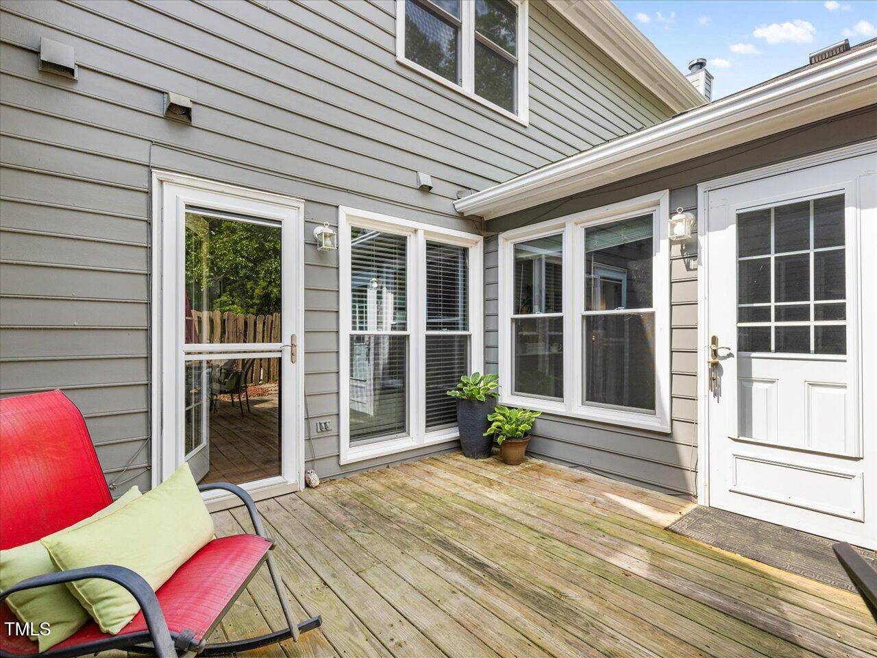 6718 Twin Tree Court
