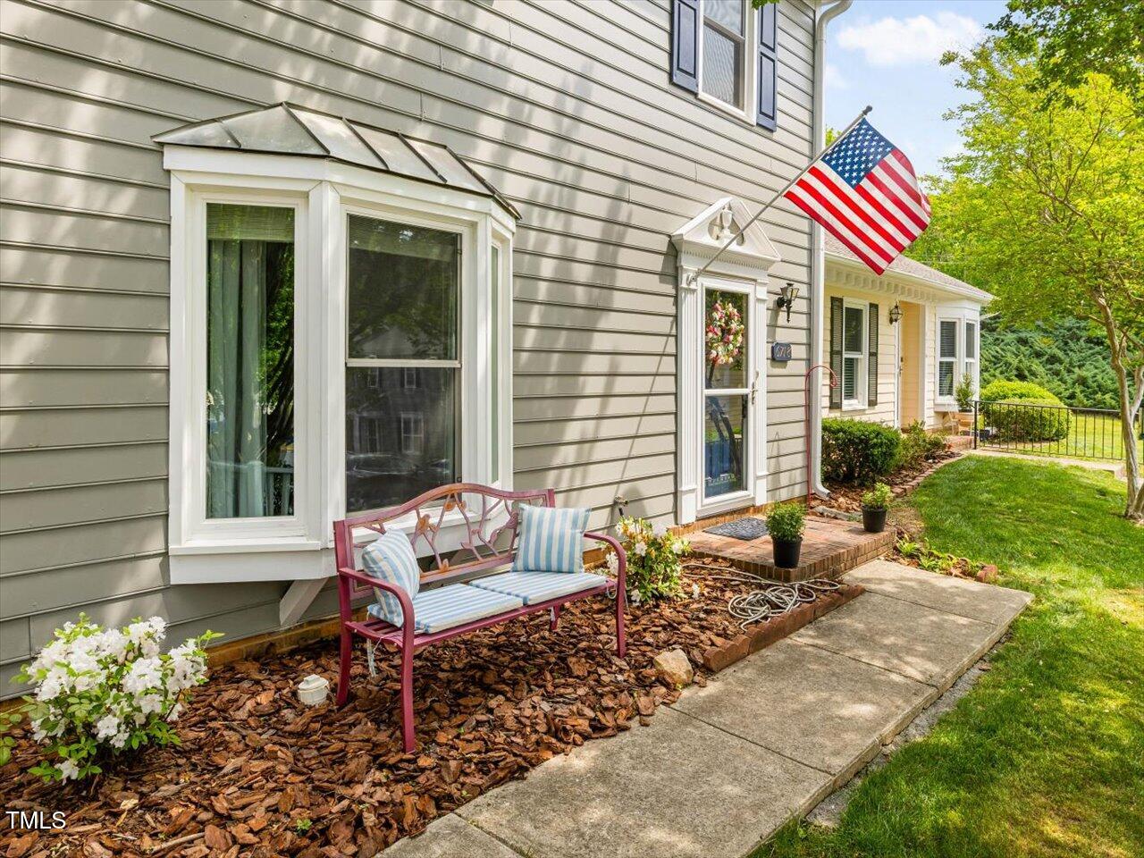 6718 Twin Tree Court