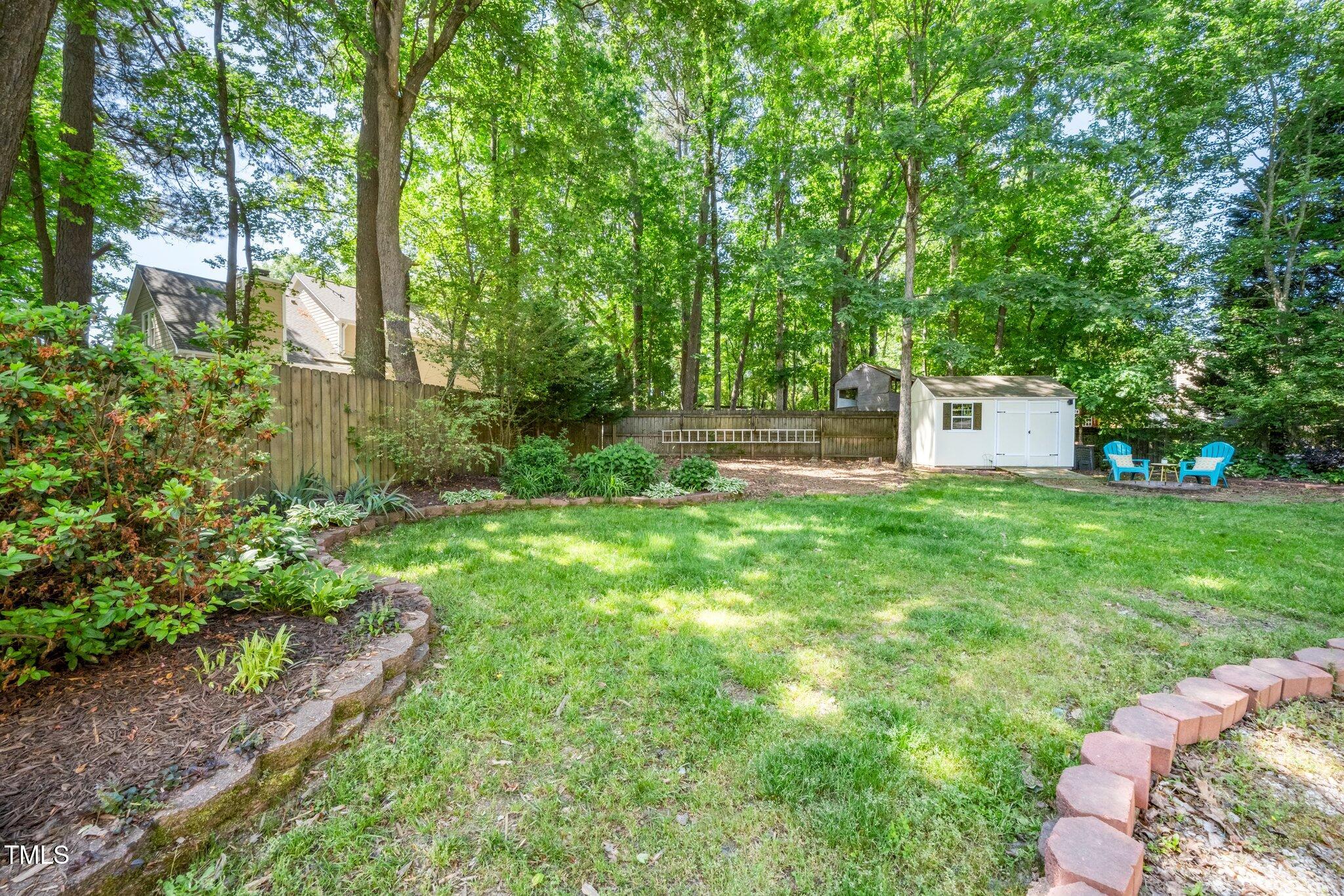 104 Ludstone Court