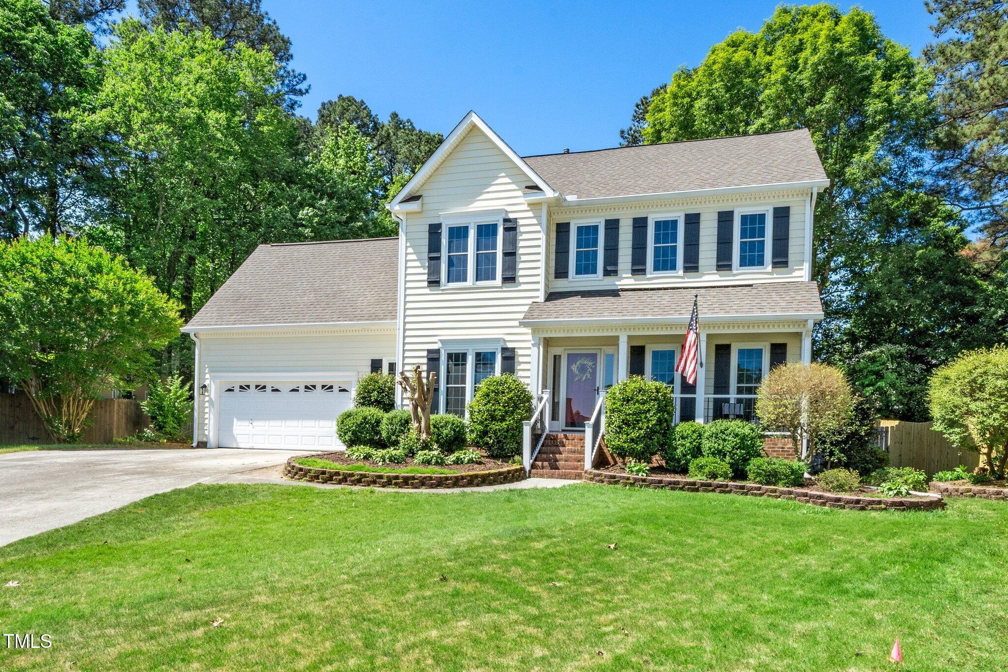 104 Ludstone Court