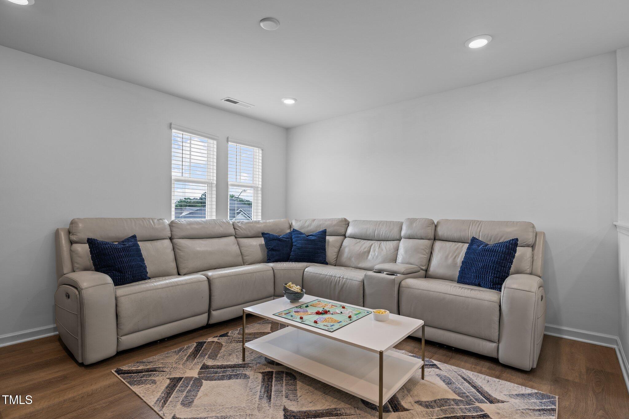 1064 Kafka Drive