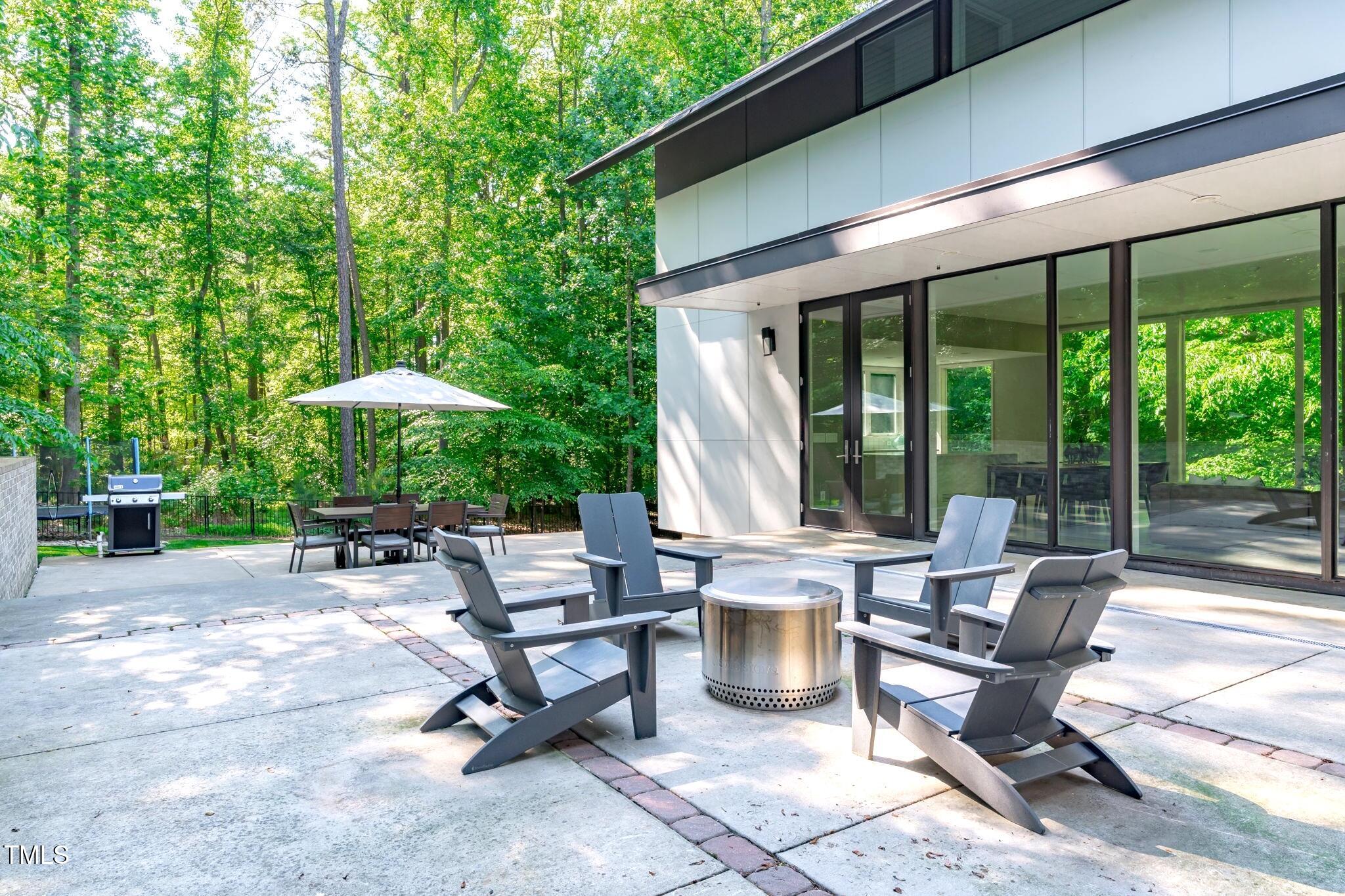 9021 Albatross Court