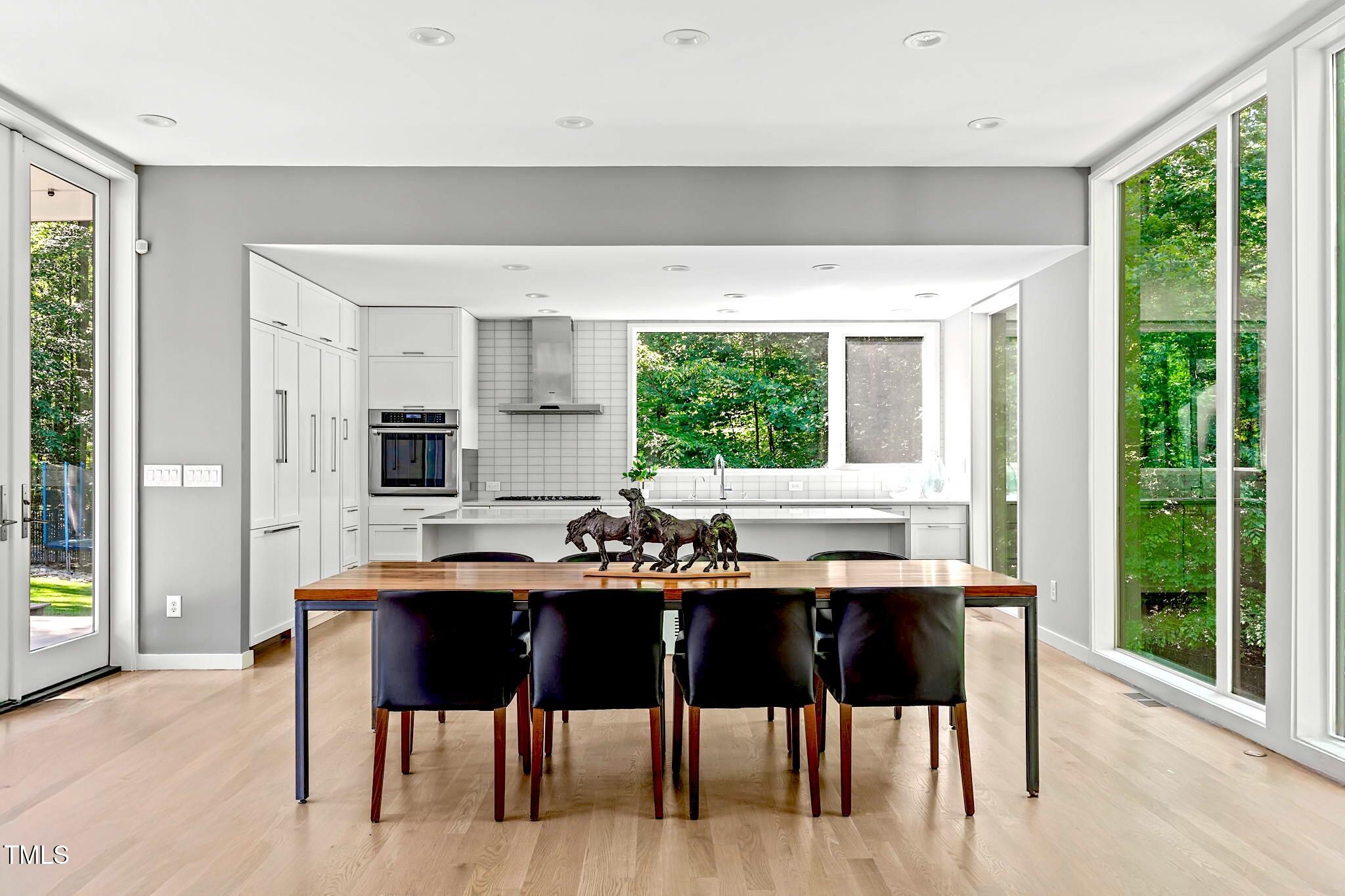 9021 Albatross Court