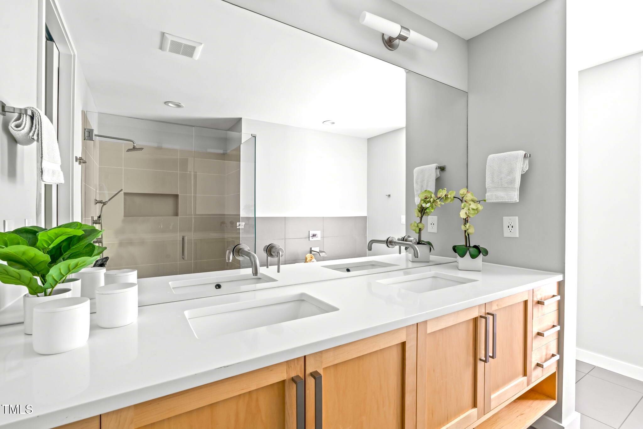 9021 Albatross Court