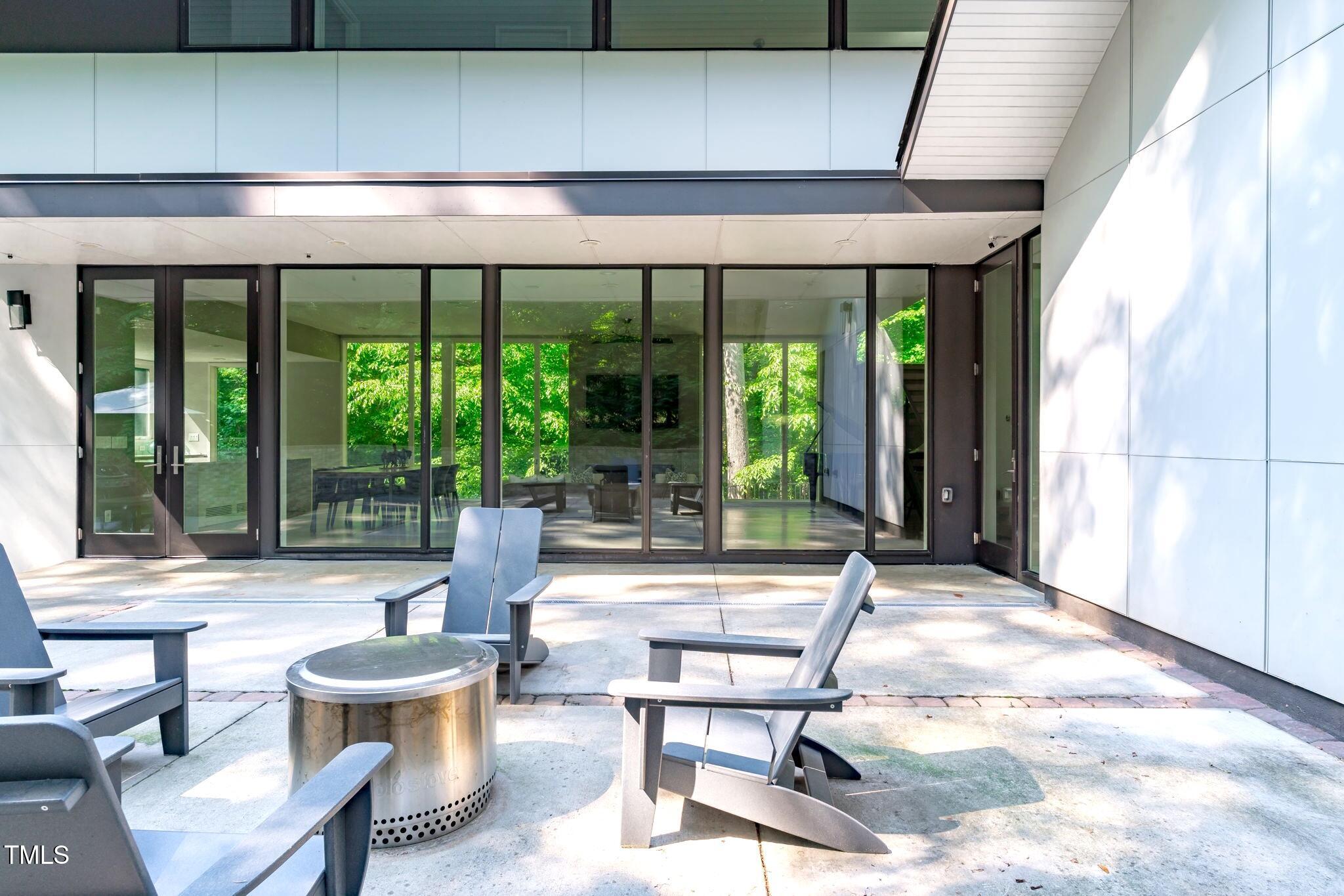 9021 Albatross Court