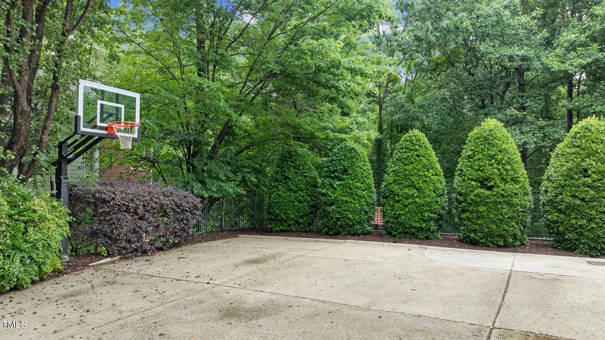 1332 Kinsdale Drive