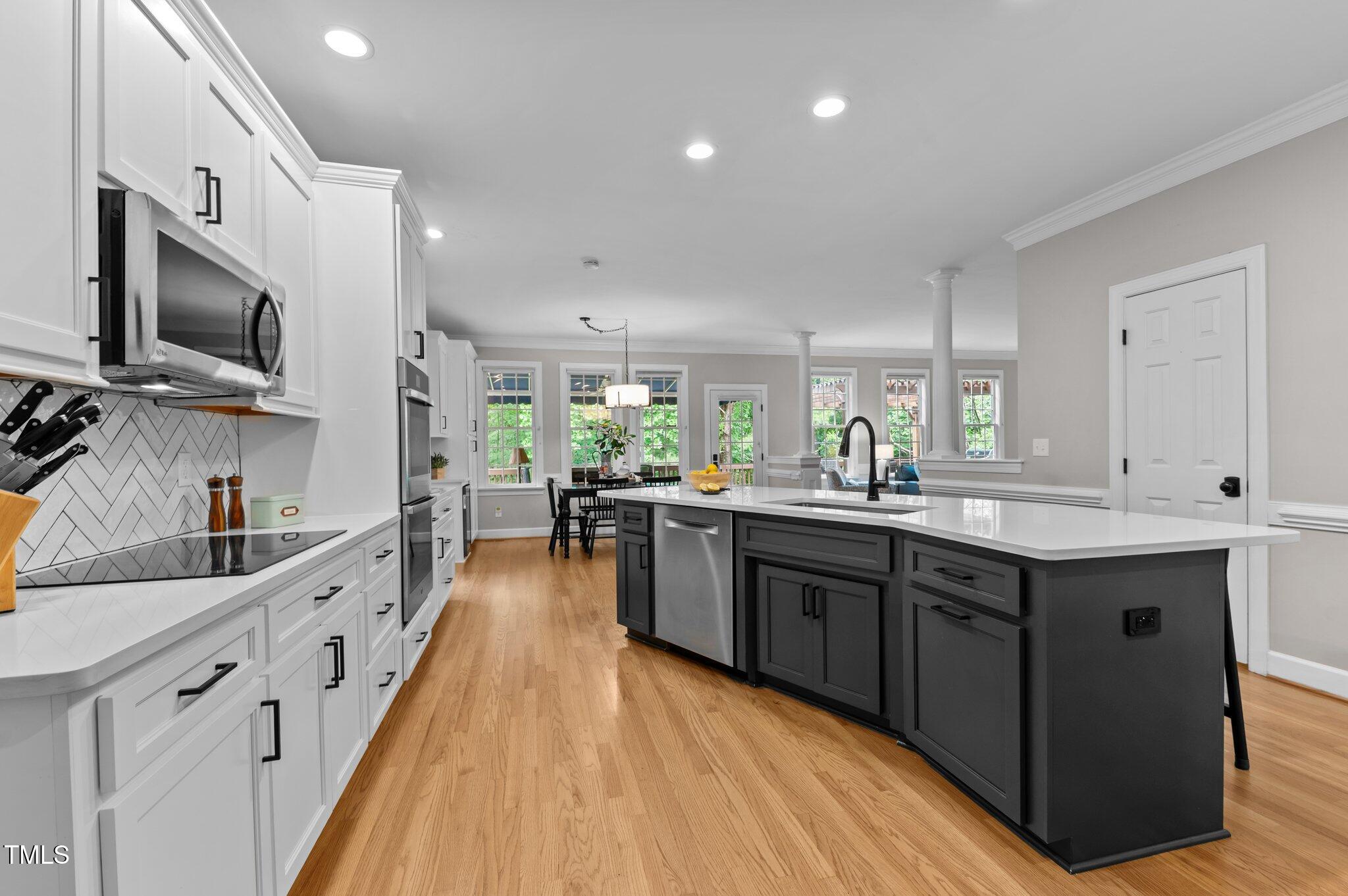 1332 Kinsdale Drive