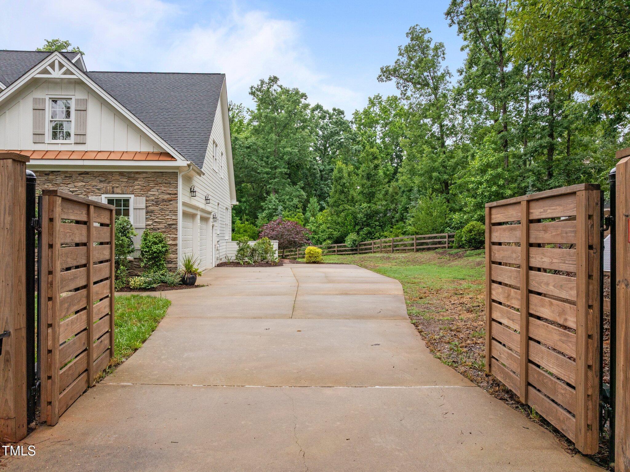109 Henrys Ridge Road