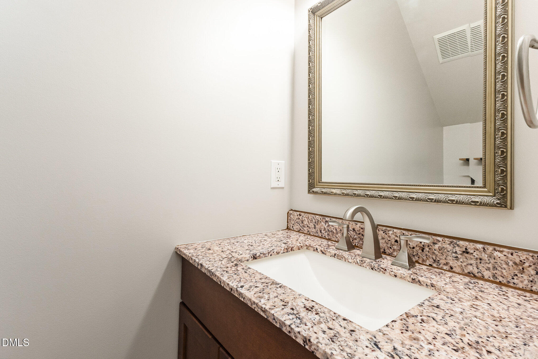 302 Kellyridge Drive