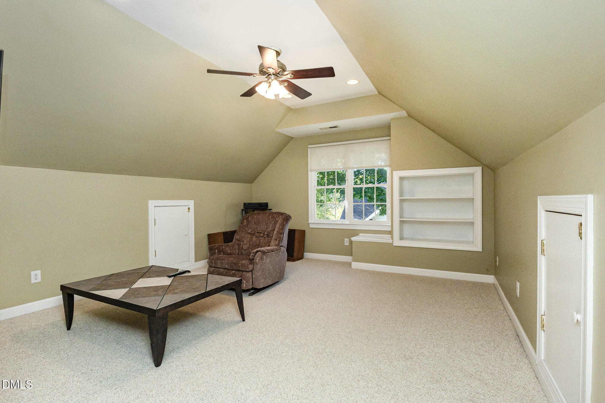 302 Kellyridge Drive