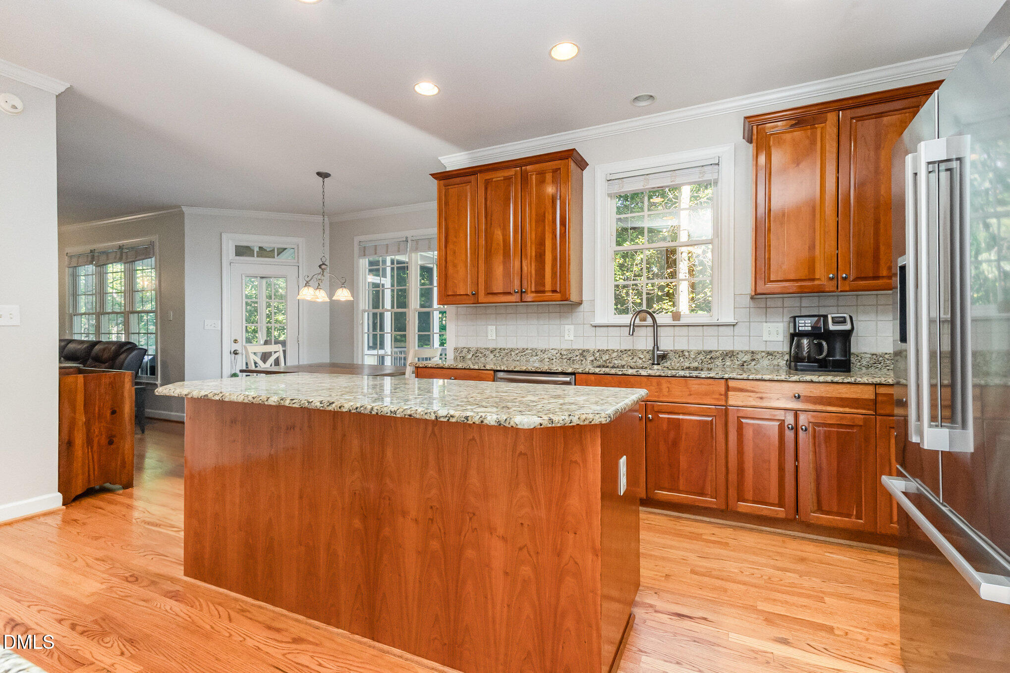 302 Kellyridge Drive