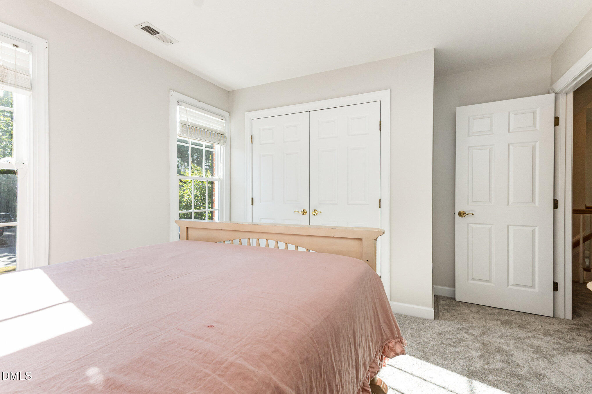 302 Kellyridge Drive