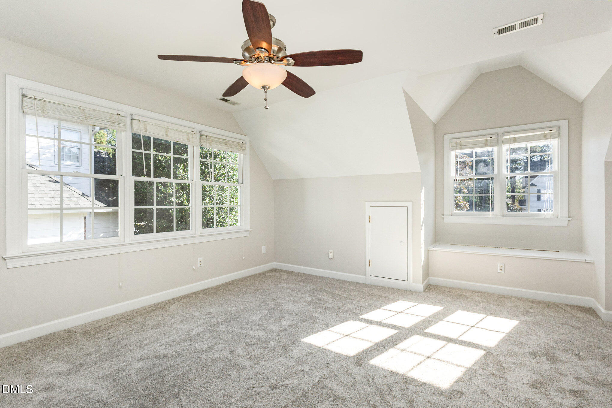 302 Kellyridge Drive