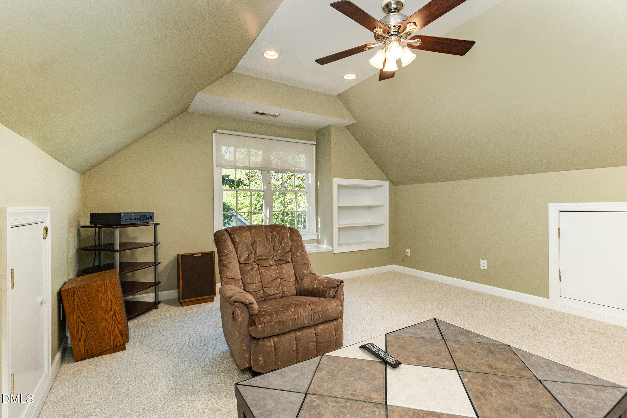 302 Kellyridge Drive