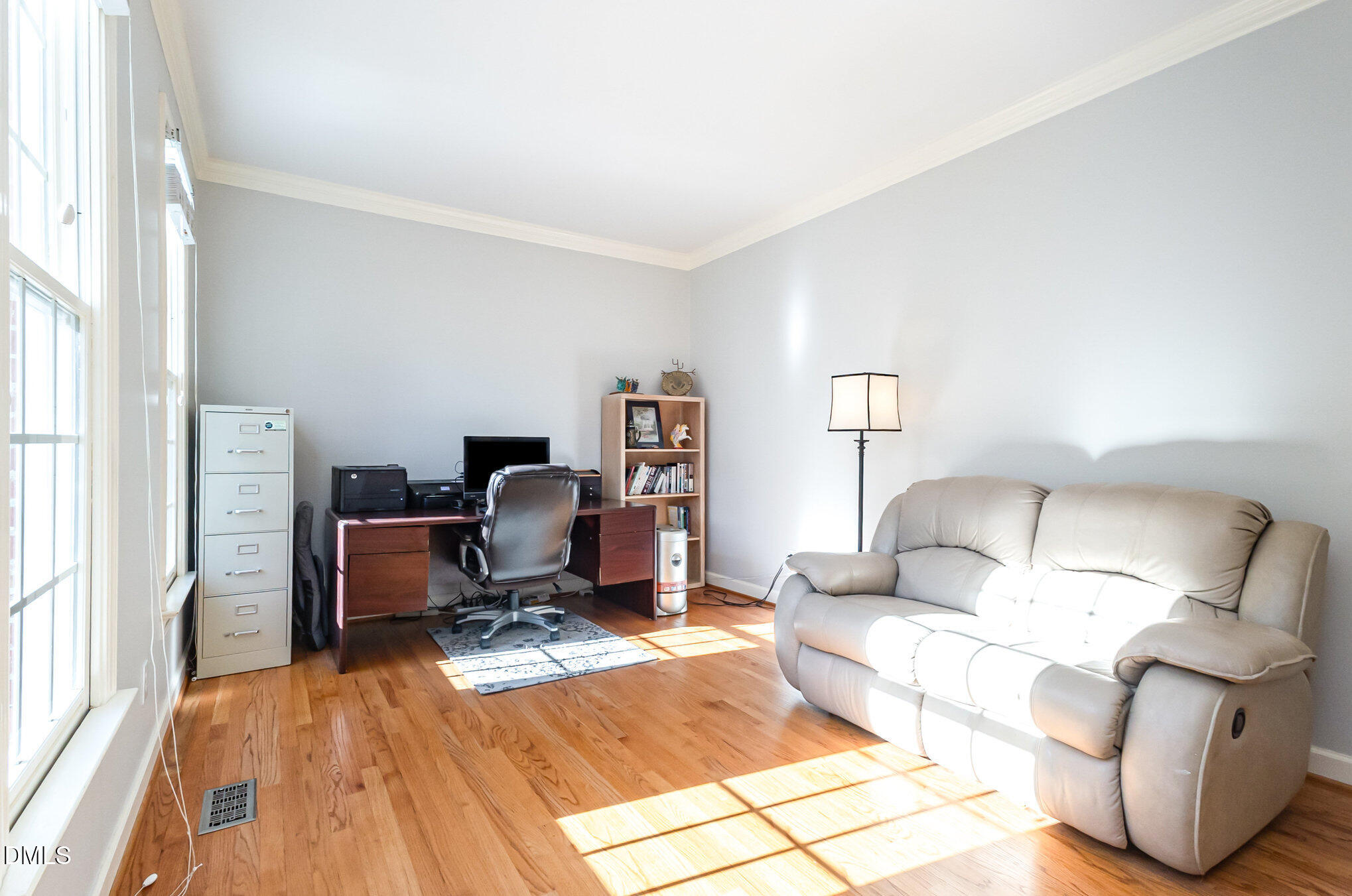 302 Kellyridge Drive