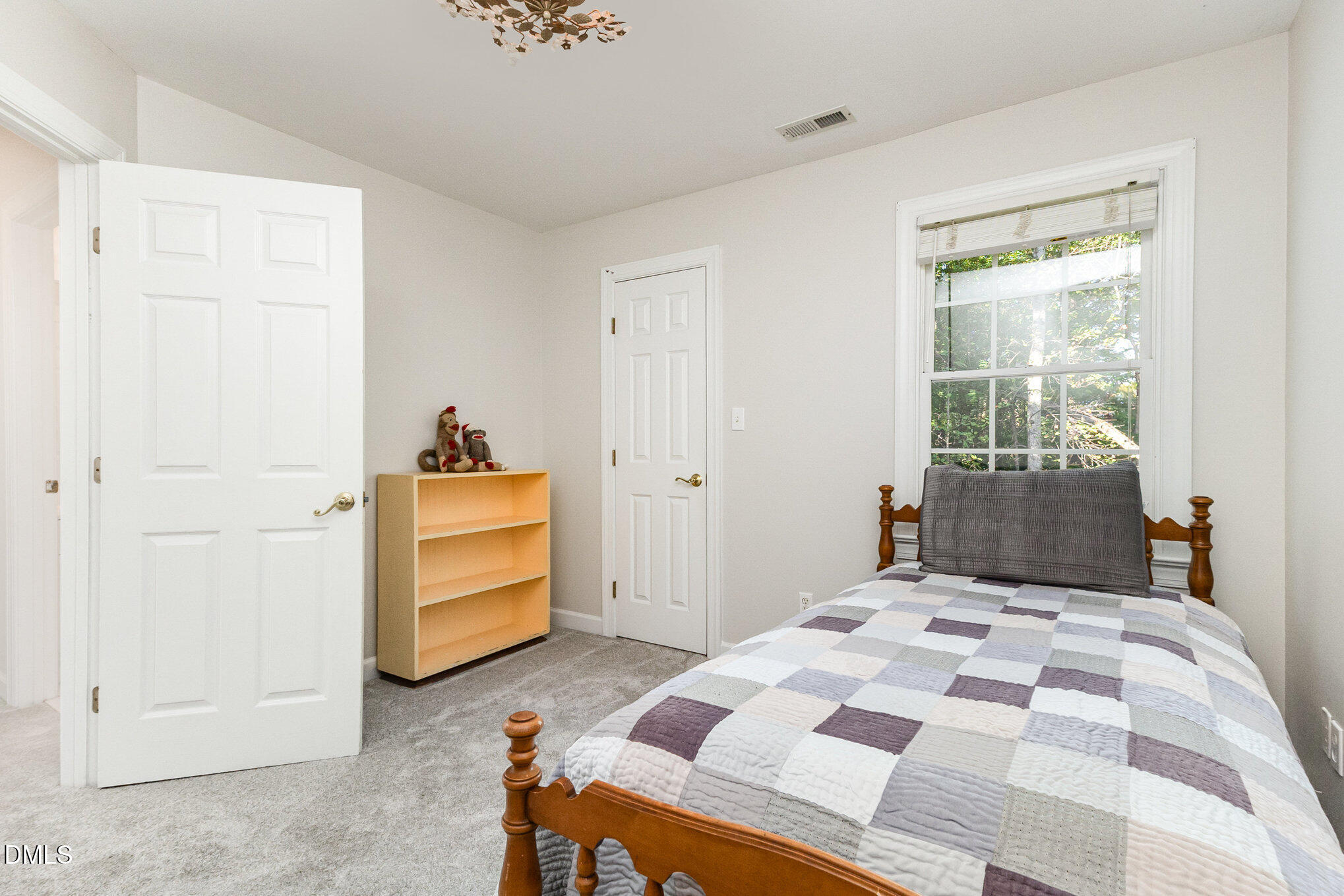 302 Kellyridge Drive