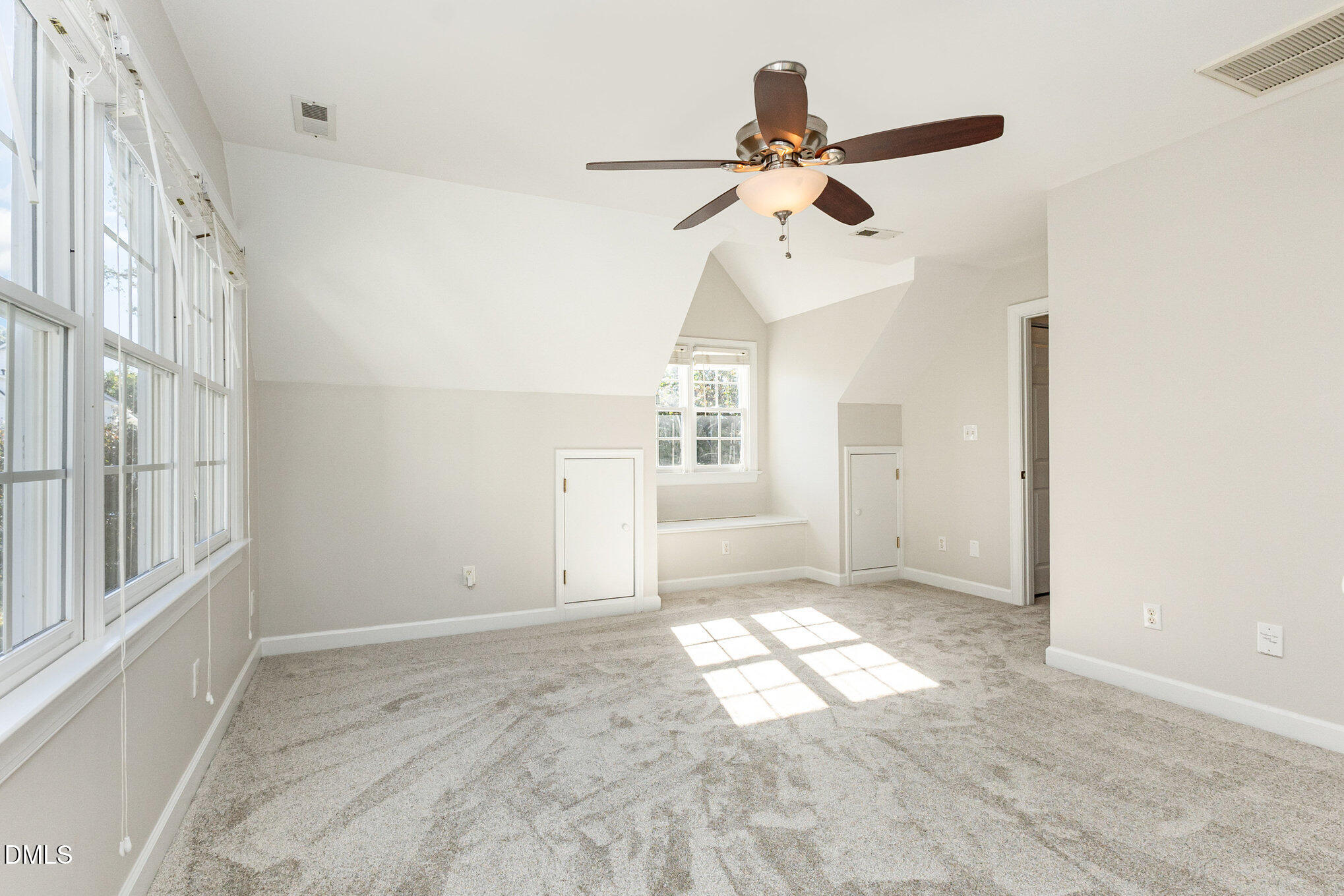 302 Kellyridge Drive