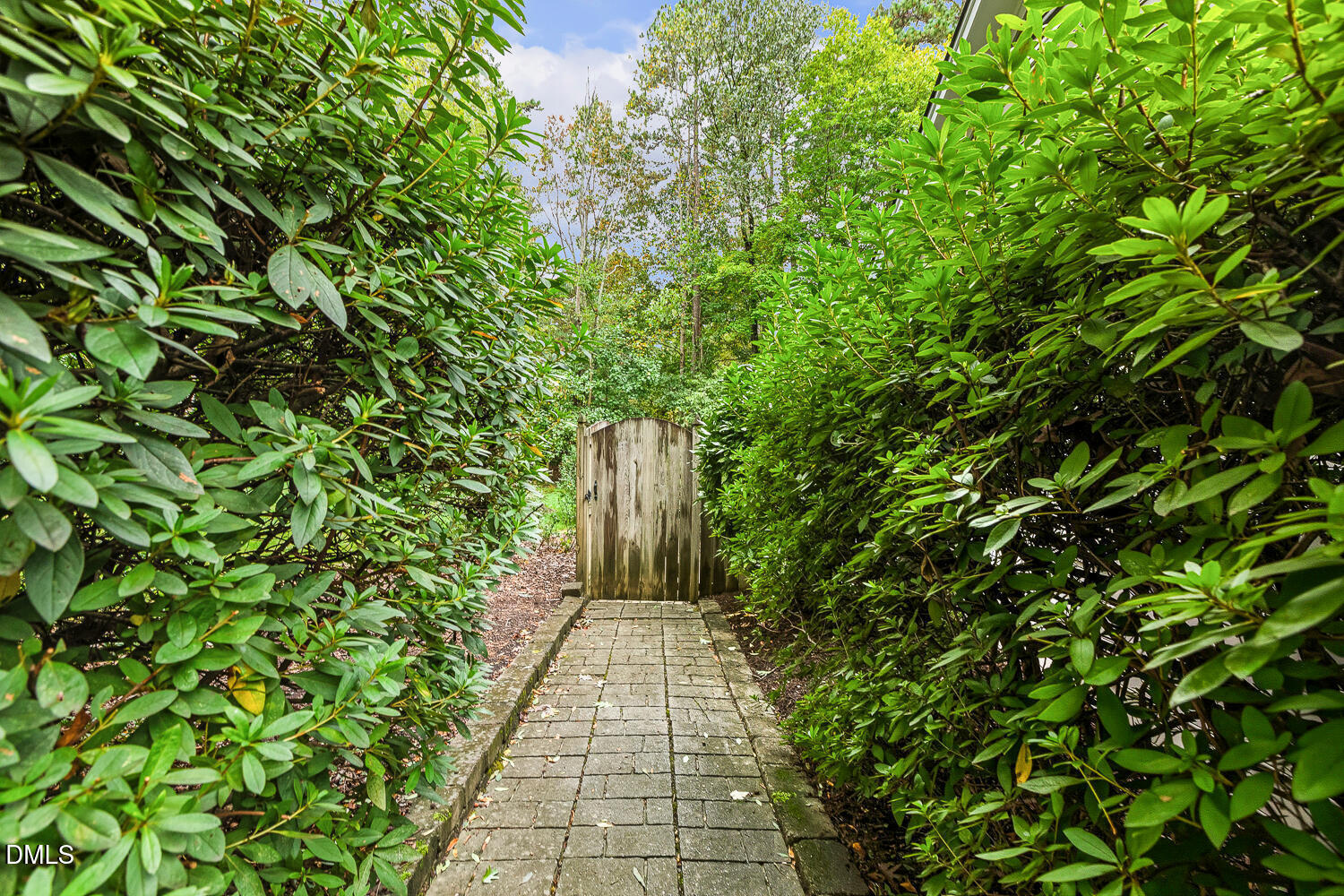 130 Castlewood Drive