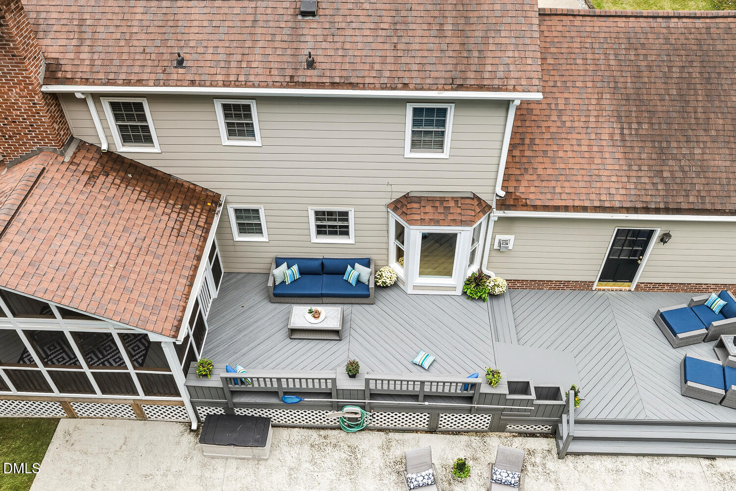 130 Castlewood Drive