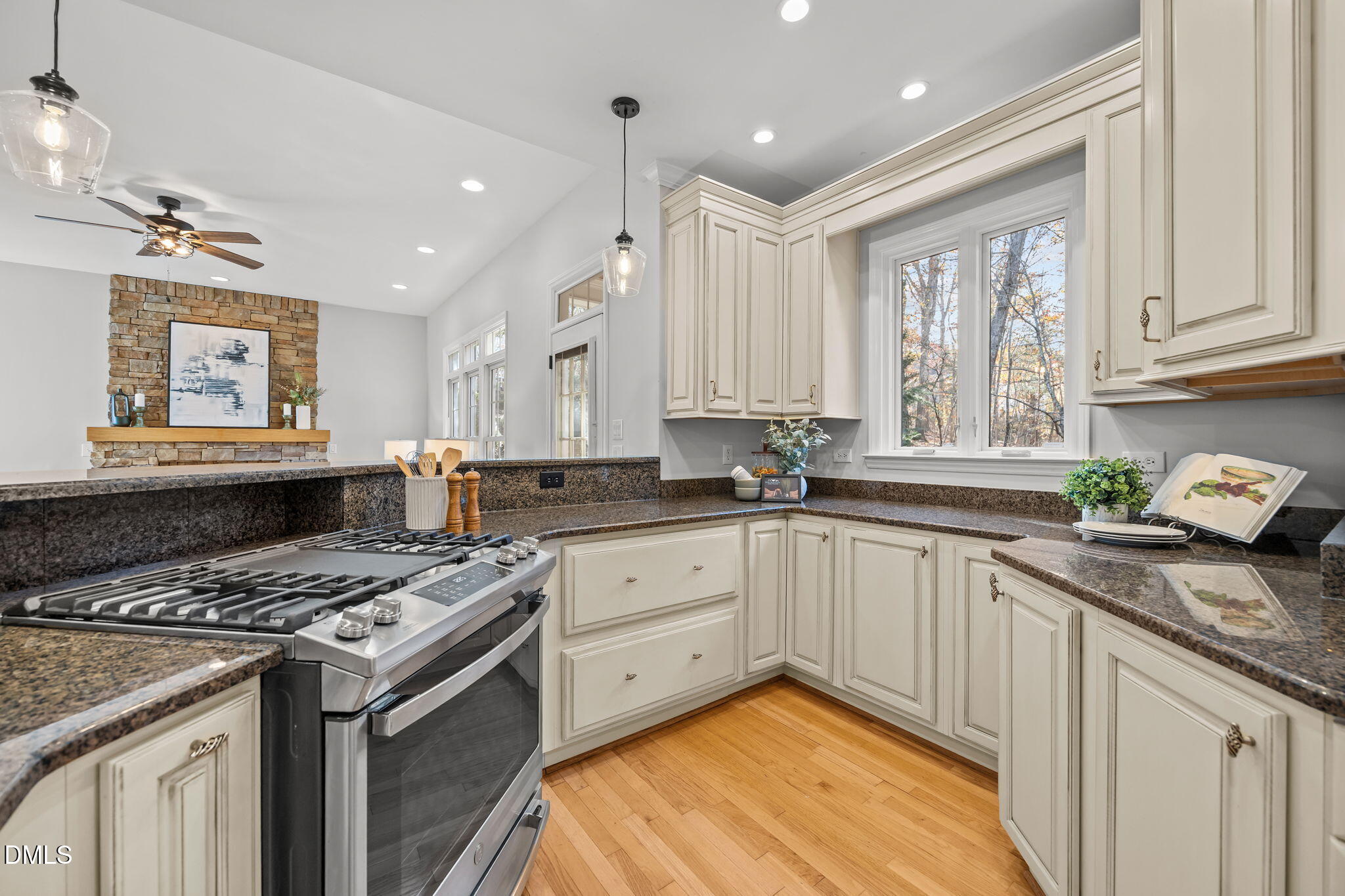 210 Rosenberry Hills