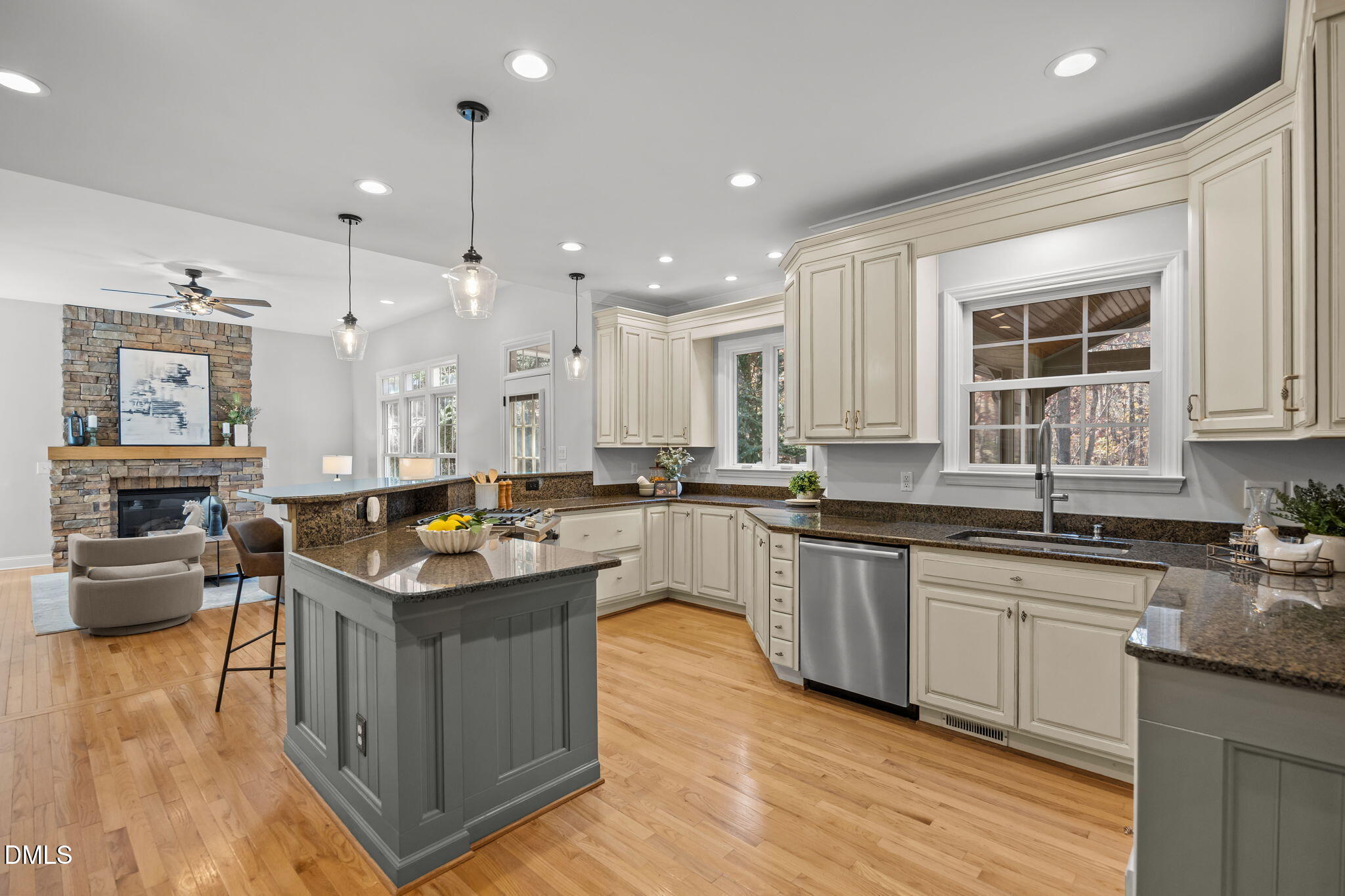 210 Rosenberry Hills