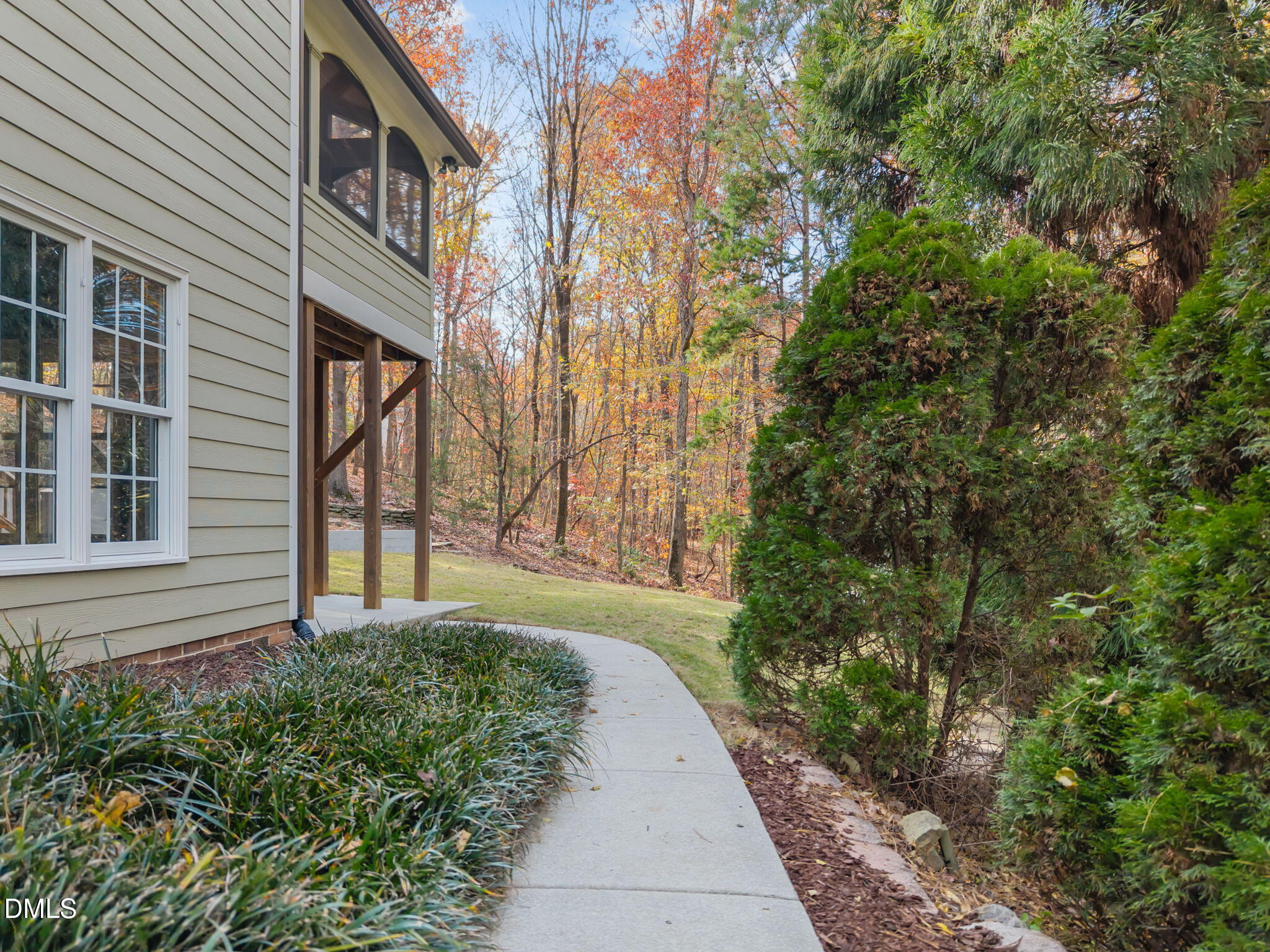 210 Rosenberry Hills