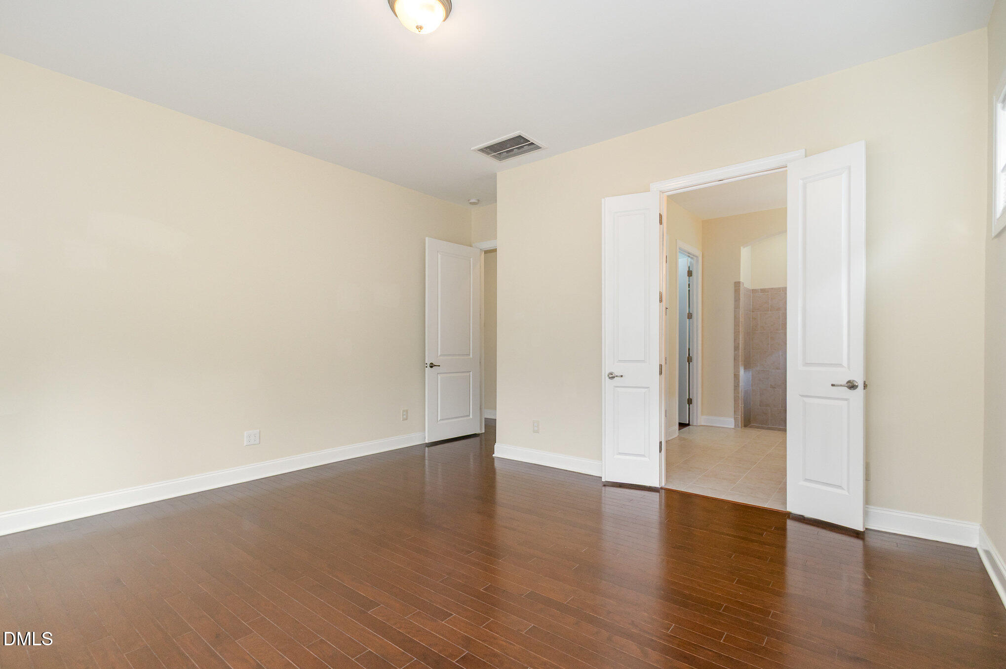 105 Coventry Lane