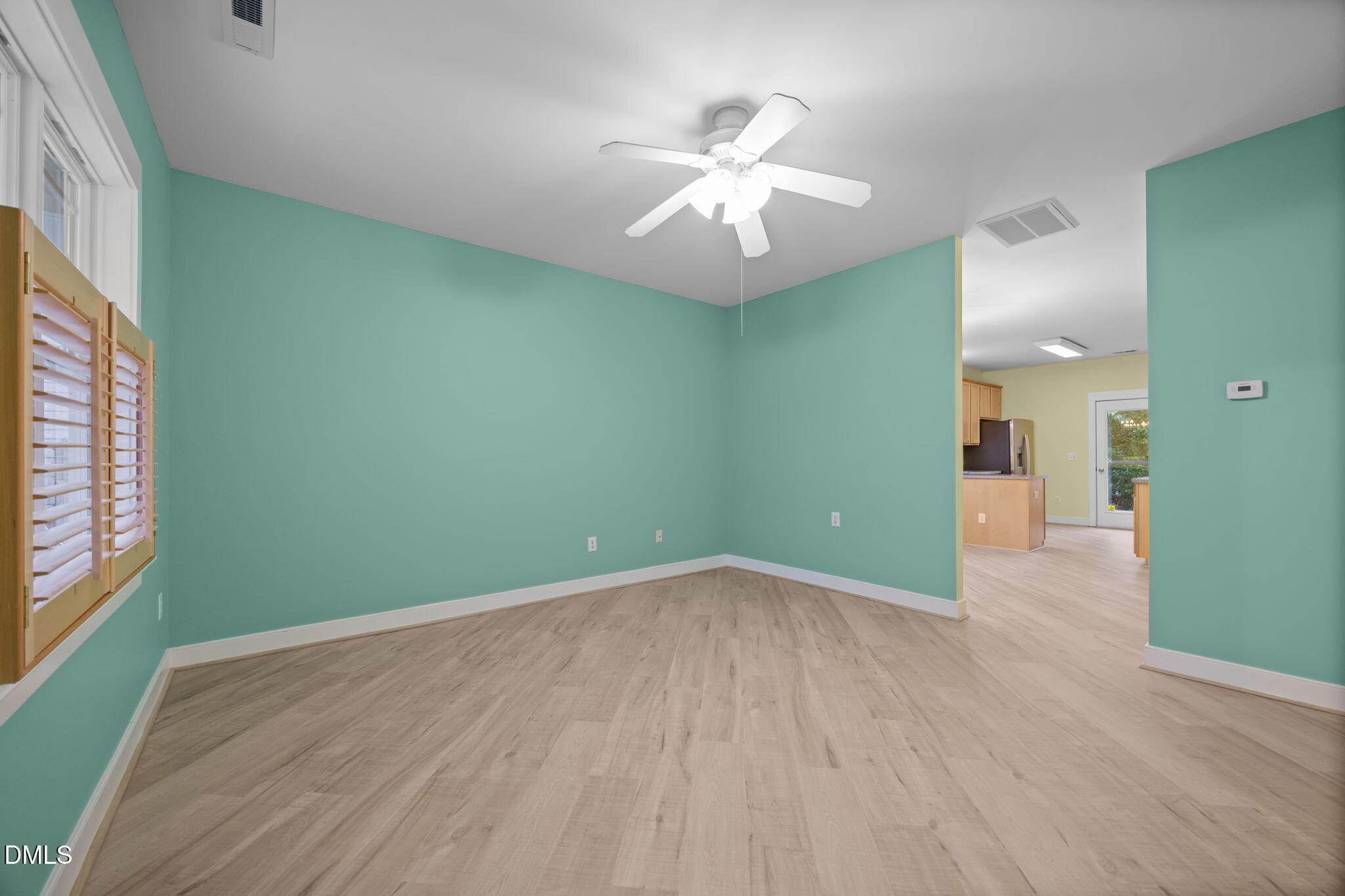 2817 Falls River Avenue