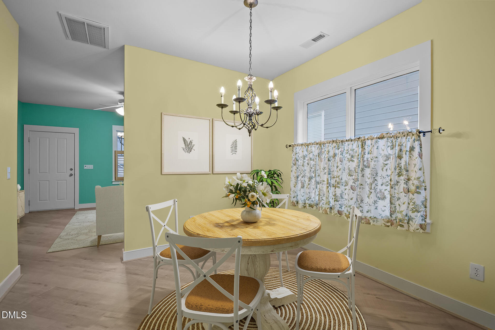 2817 Falls River Avenue