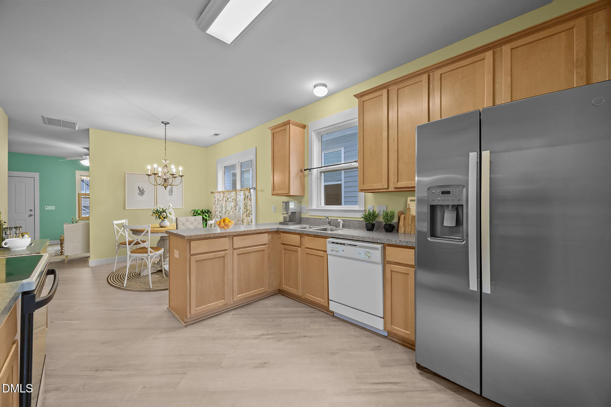 2817 Falls River Avenue