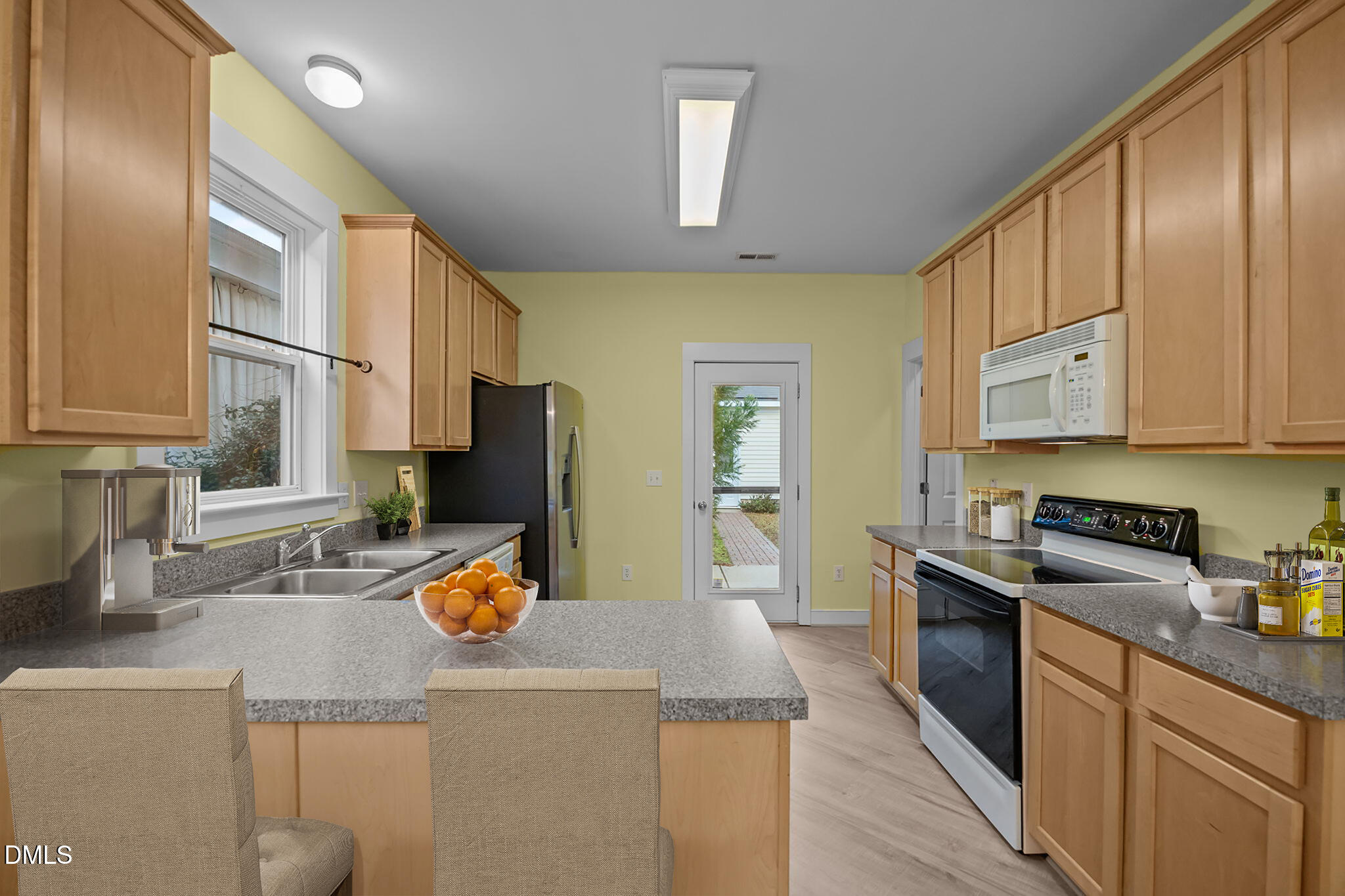 2817 Falls River Avenue